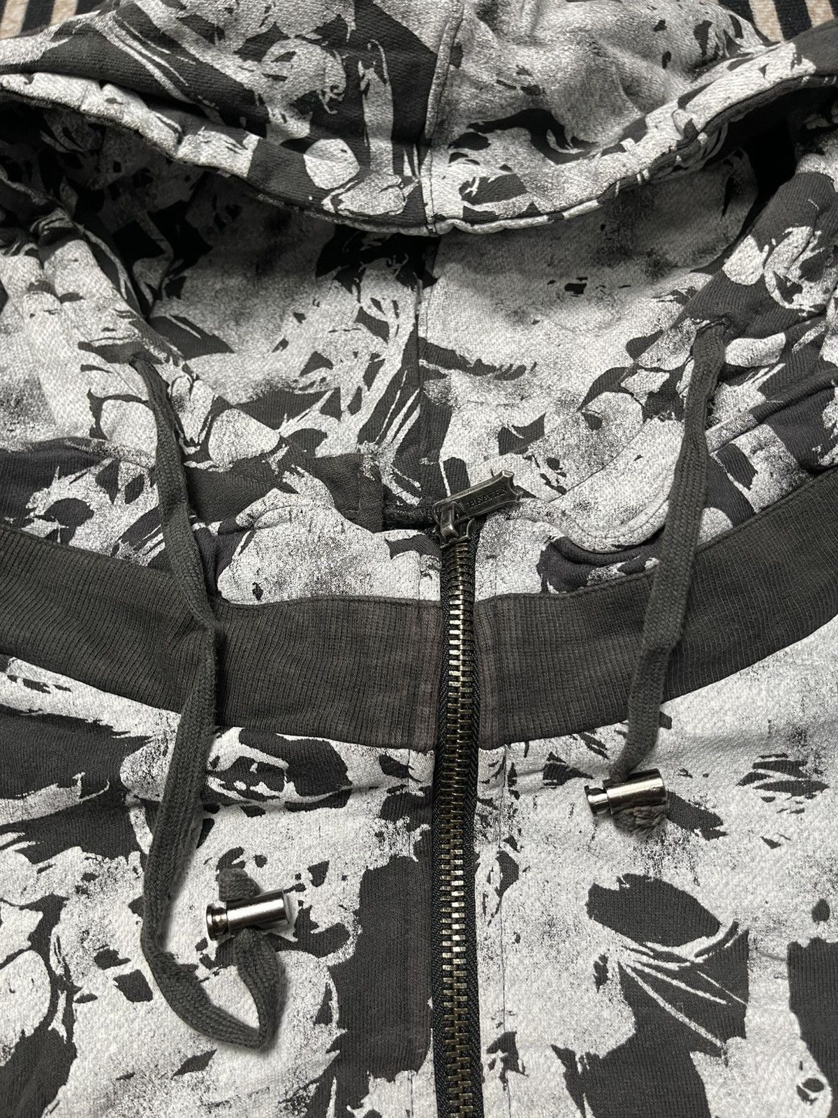 Seditionaries 00s HEAVEN AND EARTH DYE SKULL OVP BONO SERIES ZIPPER HOODIE Size US M / EU 48-50 / 2 - 9 Thumbnail