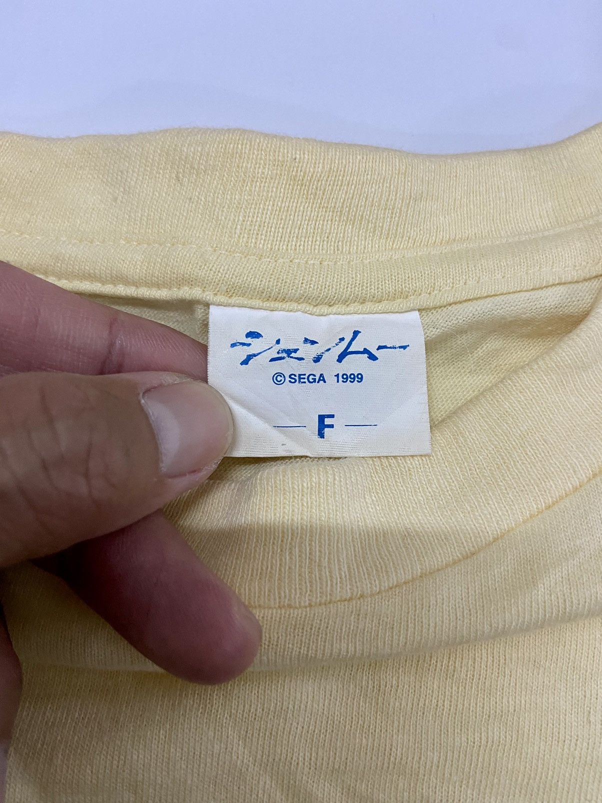 Vintage VINTAGE SHENMUE MERCHANDISE BY SEGA TEE Size US M / EU 48-50 / 2 - 12 Thumbnail