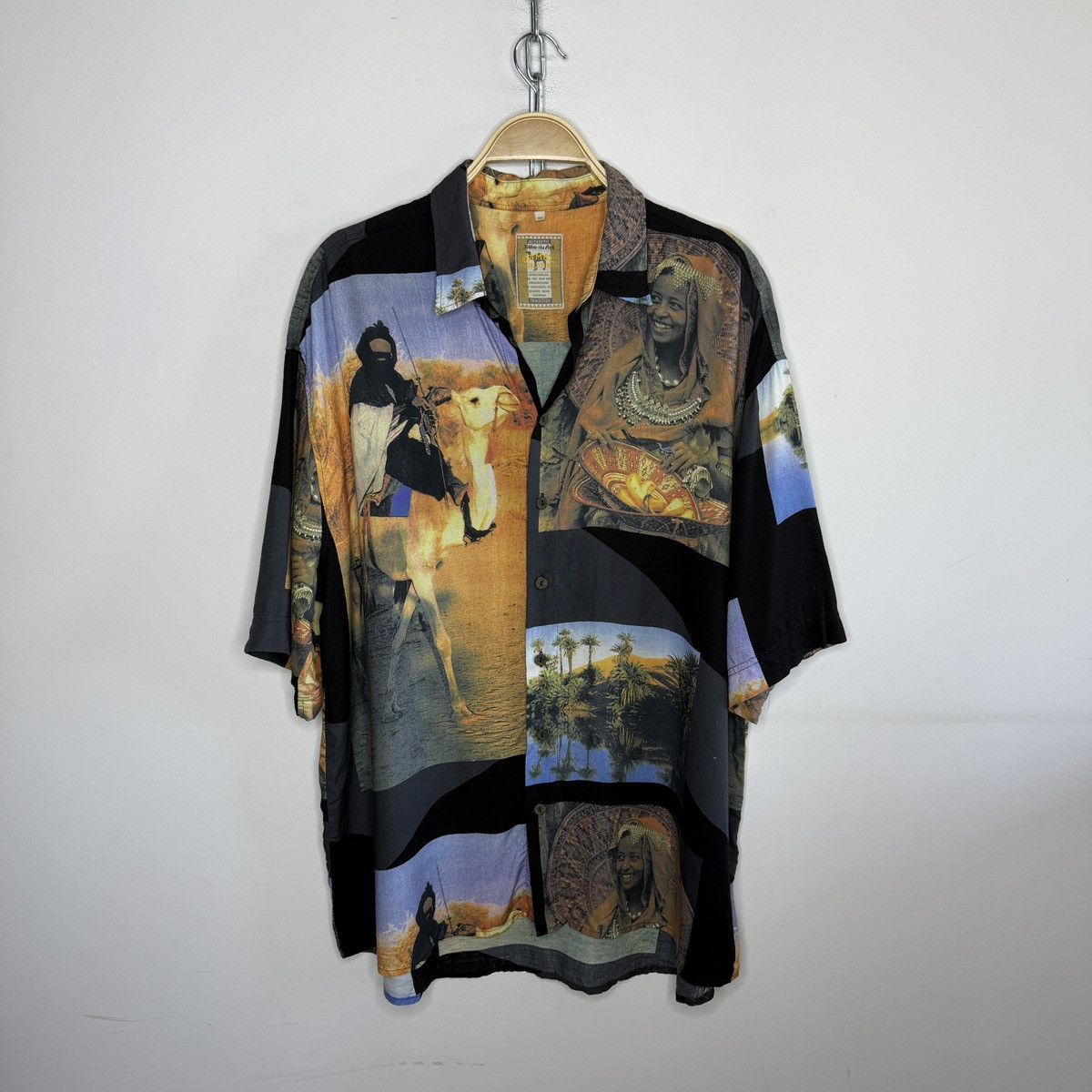 Camel Vintage Honda/Lotus F1 button up worn by pit crew members