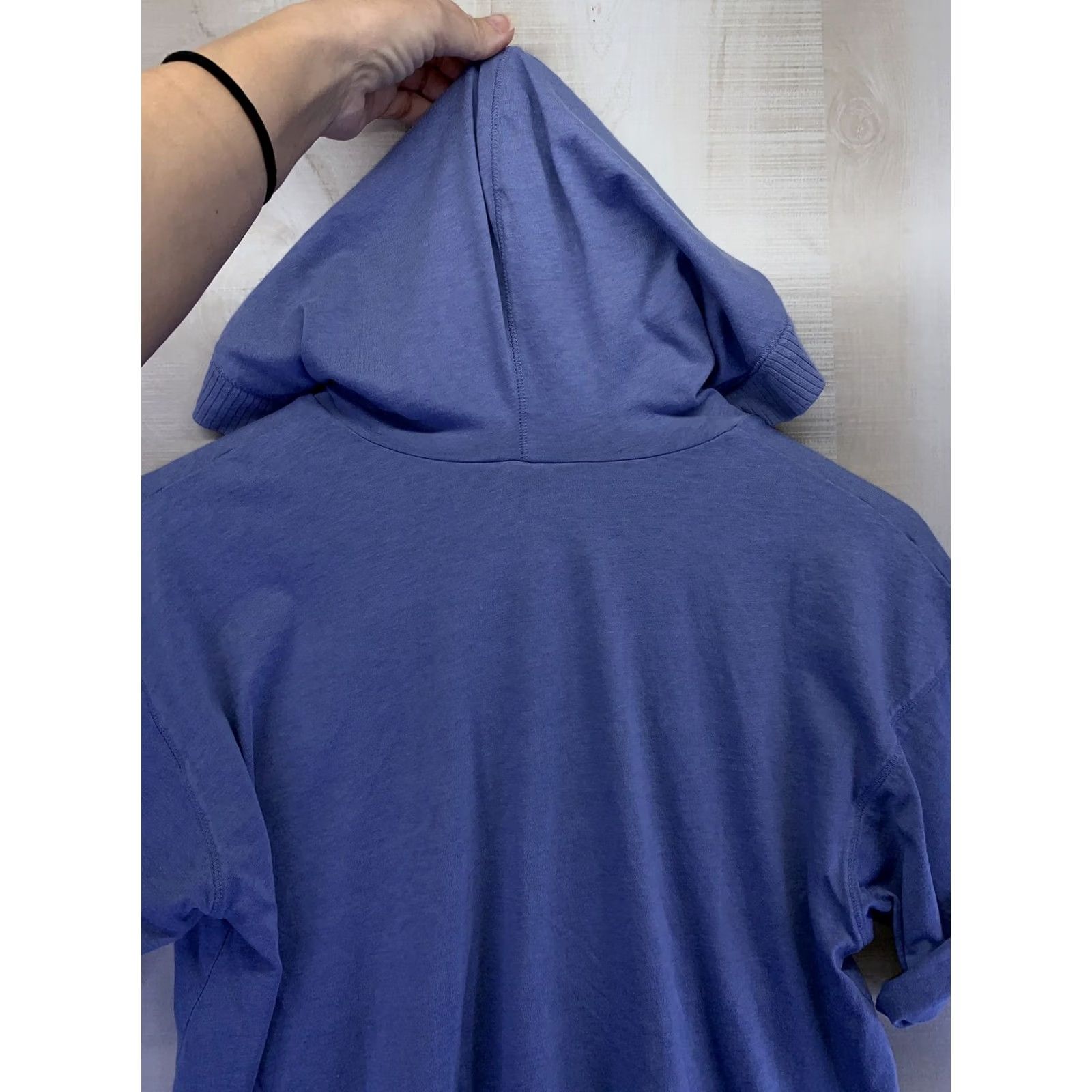 Eddie Bauer Eddie Bauer Womens M Blue Hooded Crop Short Sleeve T-Shirt Top-6328 Size 32" / US 10 / IT 46 - 7 Thumbnail