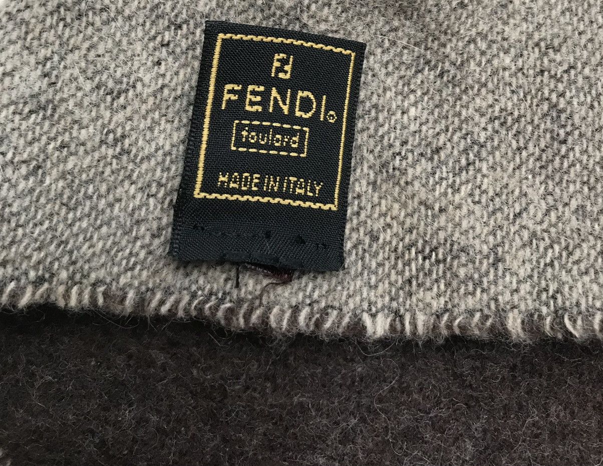 Designer × Fendi × Vintage Rare Design Vintage Brand Fendi Scarves 1990s Size ONE SIZE - 6 Thumbnail
