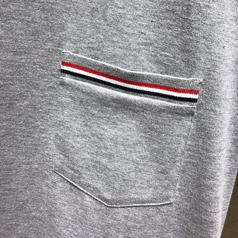 Thom Browne Thom Browne Round neck short sleeve T-shirt Size US L / EU 52-54 / 3 - 3 Thumbnail