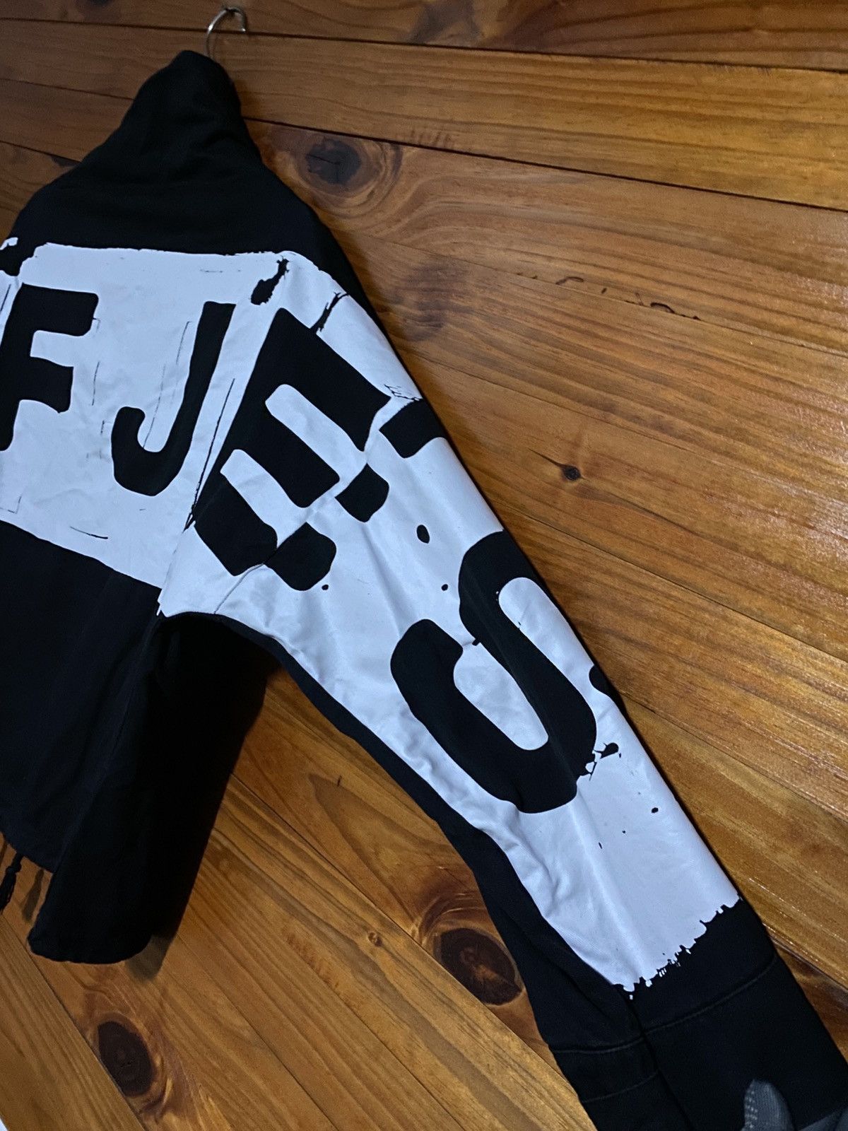 CRYX Graphic Hooded Jacket Black White Streetwear Urbanstyle
