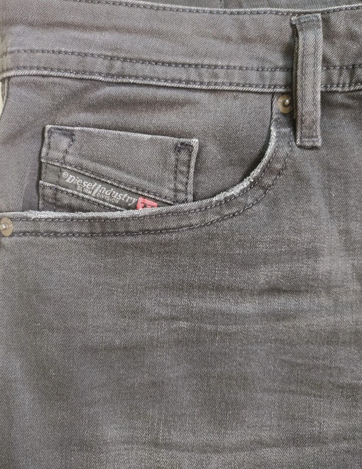 Diesel Diesel THOMMER-C L.32 MENS JEANS T/9608 Size US 36 / EU 52 - 4 Thumbnail
