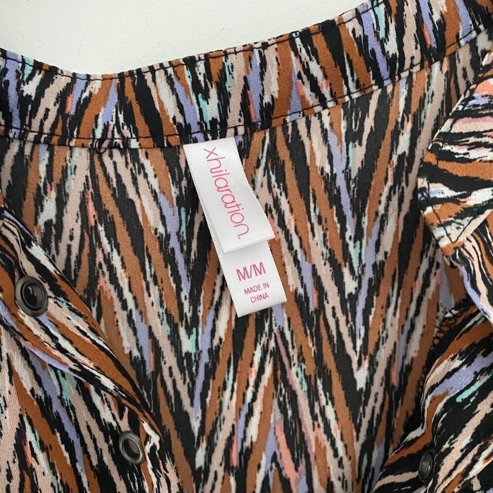 Other Xhilaration Abstract Multicolor V-Neck Blouse | Size M | Lon Size M / US 6-8 / IT 42-44 - 5 Thumbnail
