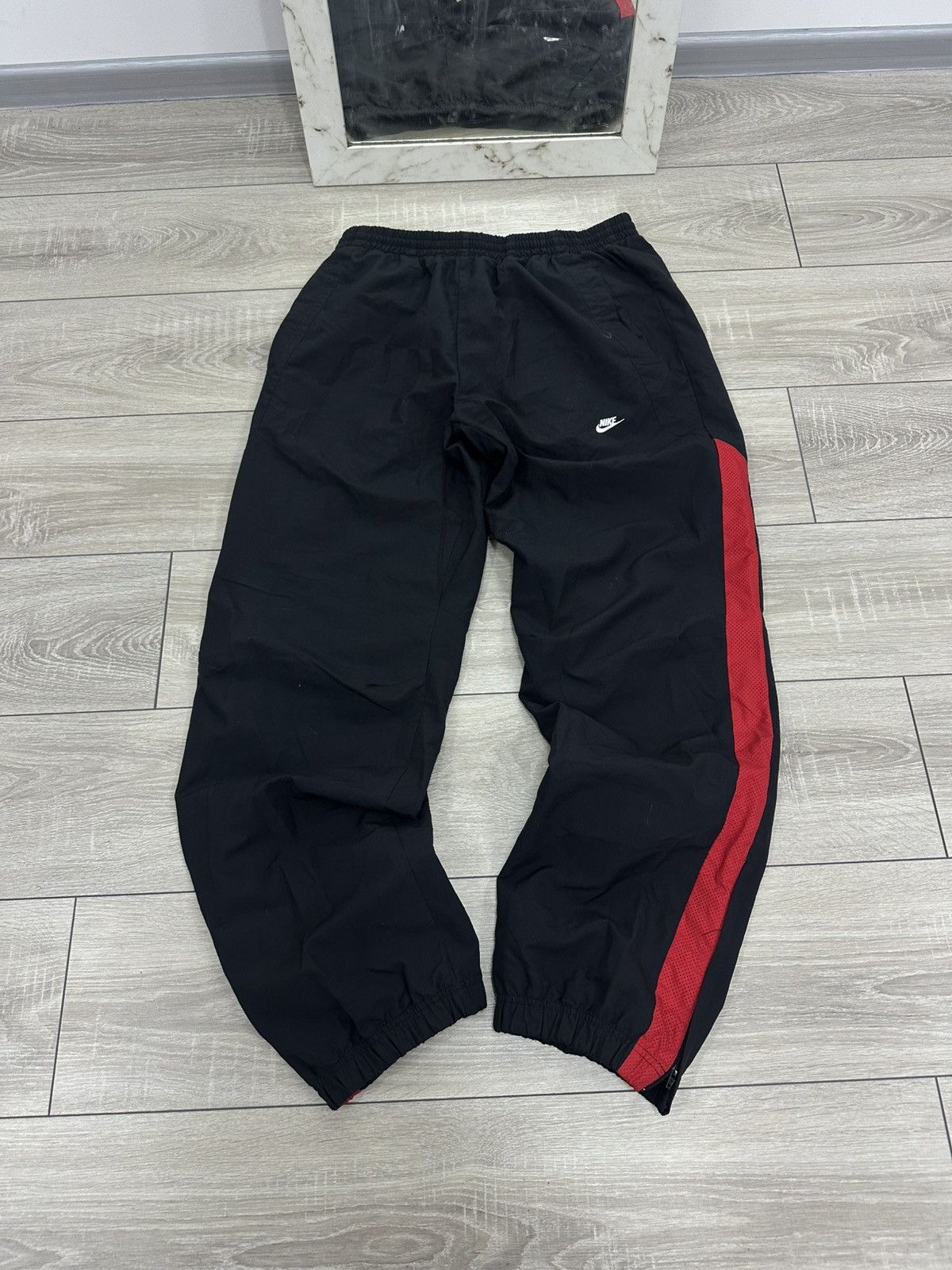 Nike Nike Vintage Nylon Y2K Drill Trackpants Sweatpants Blokecore Size US 34 / EU 50 - 2 Thumbnail