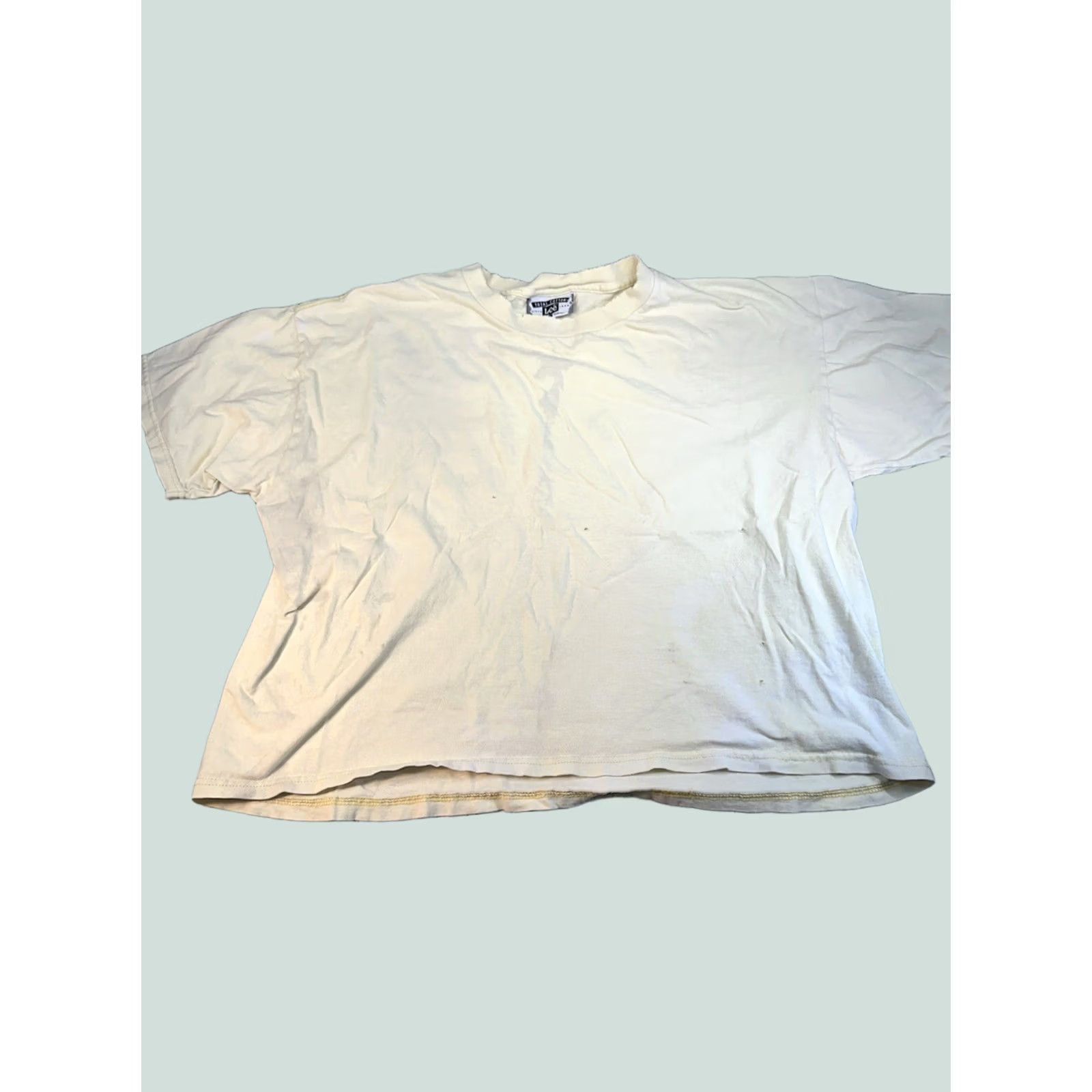Lee VINTAGE Lee crop top T yellow Womens L T-Shirt distressed holes paint stains Size L / US 10 / IT 46 - 1 Thumbnail