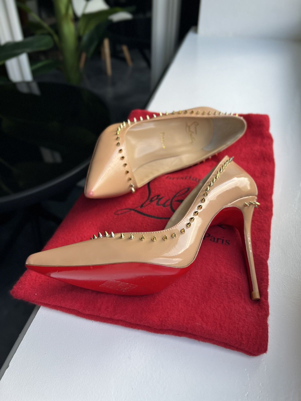 Christian Louboutin Christian Louboutin Nude Patent Spiked Heels Size 37 Size US 7 / IT 37 - 12 Thumbnail