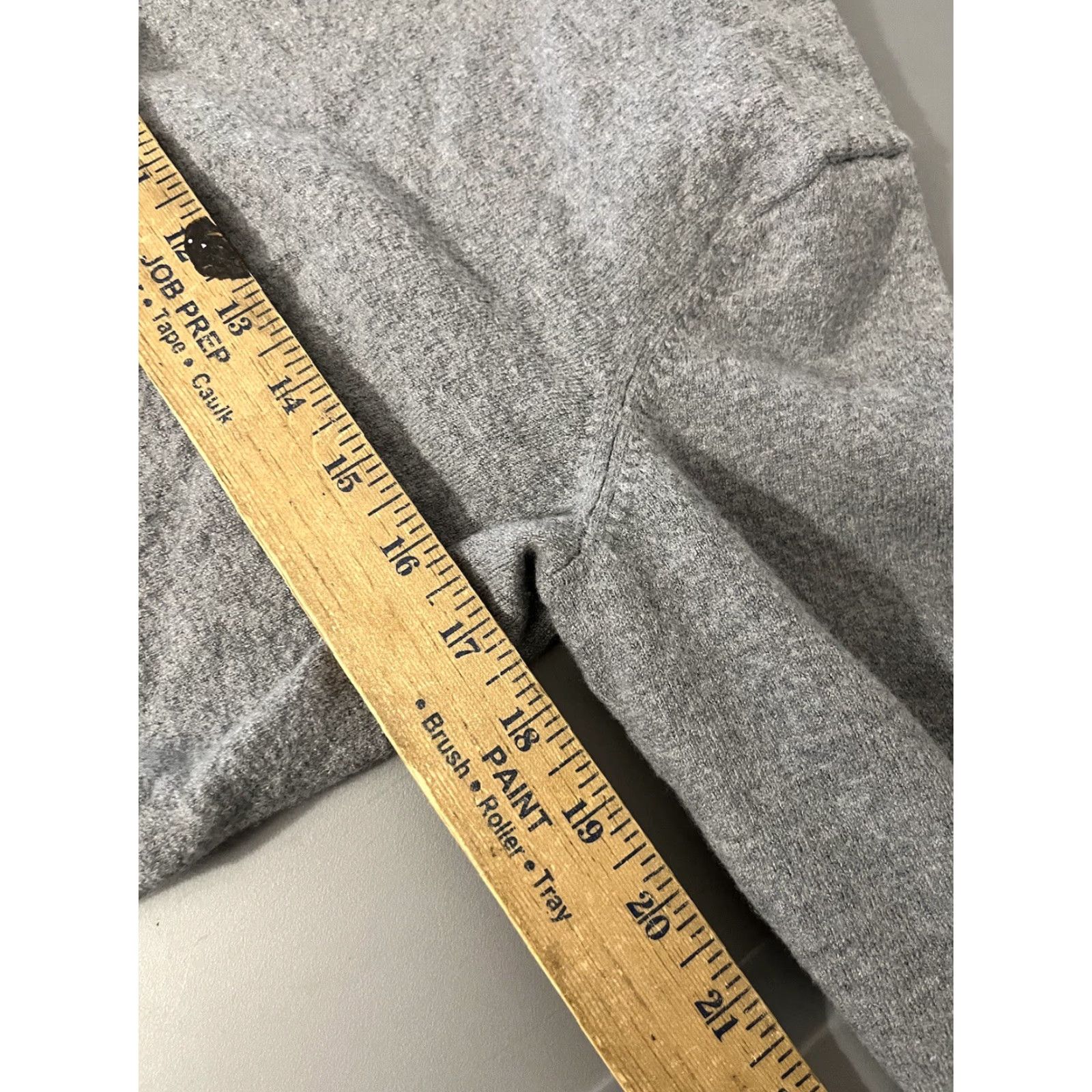 Banana Republic Banana Republic Sweater Men XL Gray Italian Merino Yarn 1/4 Zip Pullover Knit Wool Size US XL / EU 56 / 4 - 5 Thumbnail
