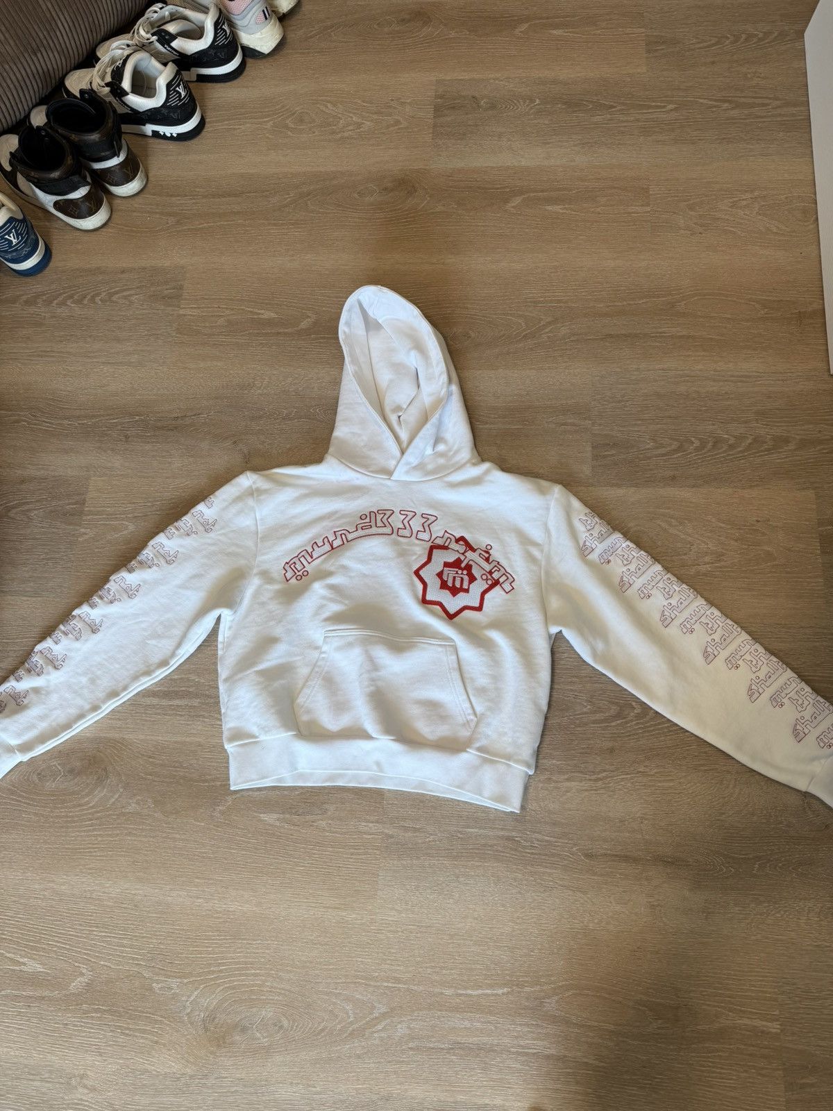 Murd333.fm Hoodie with point.