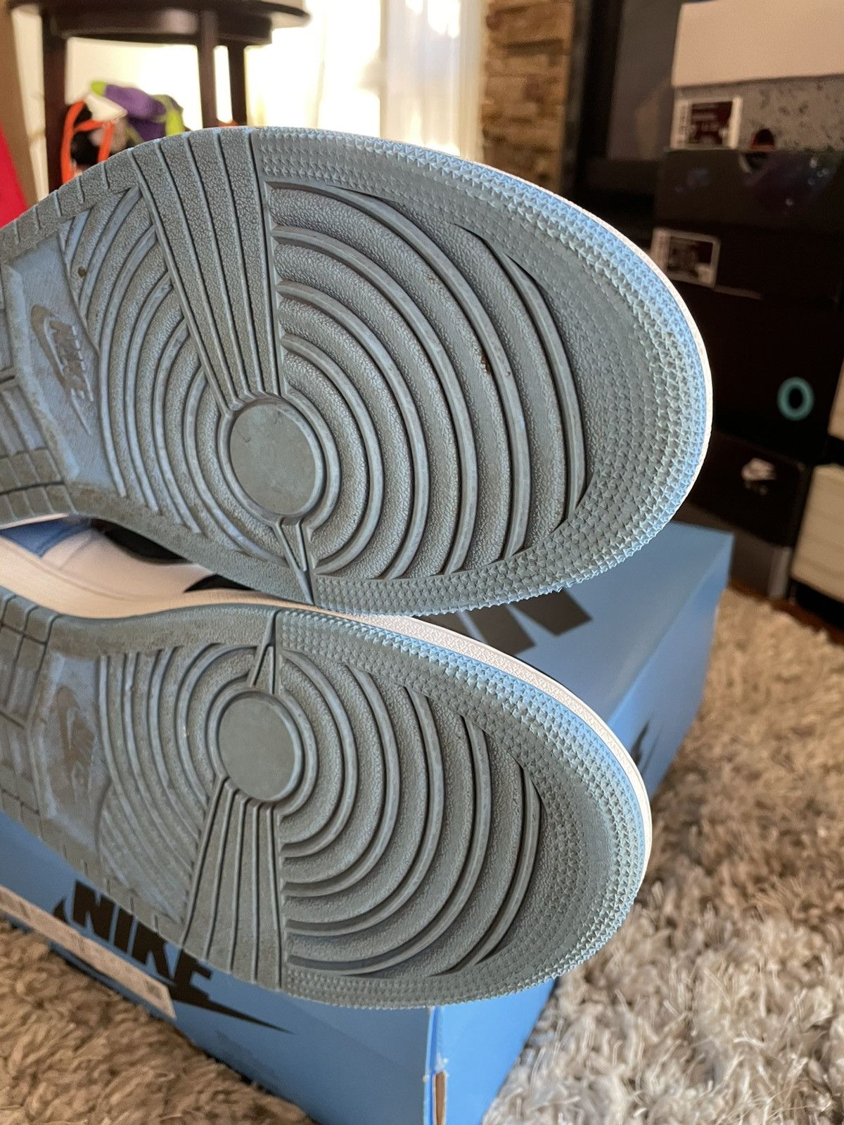 Jordan Brand Jordan 1 UNC Toe Size US 13 / EU 46 - 9 Thumbnail