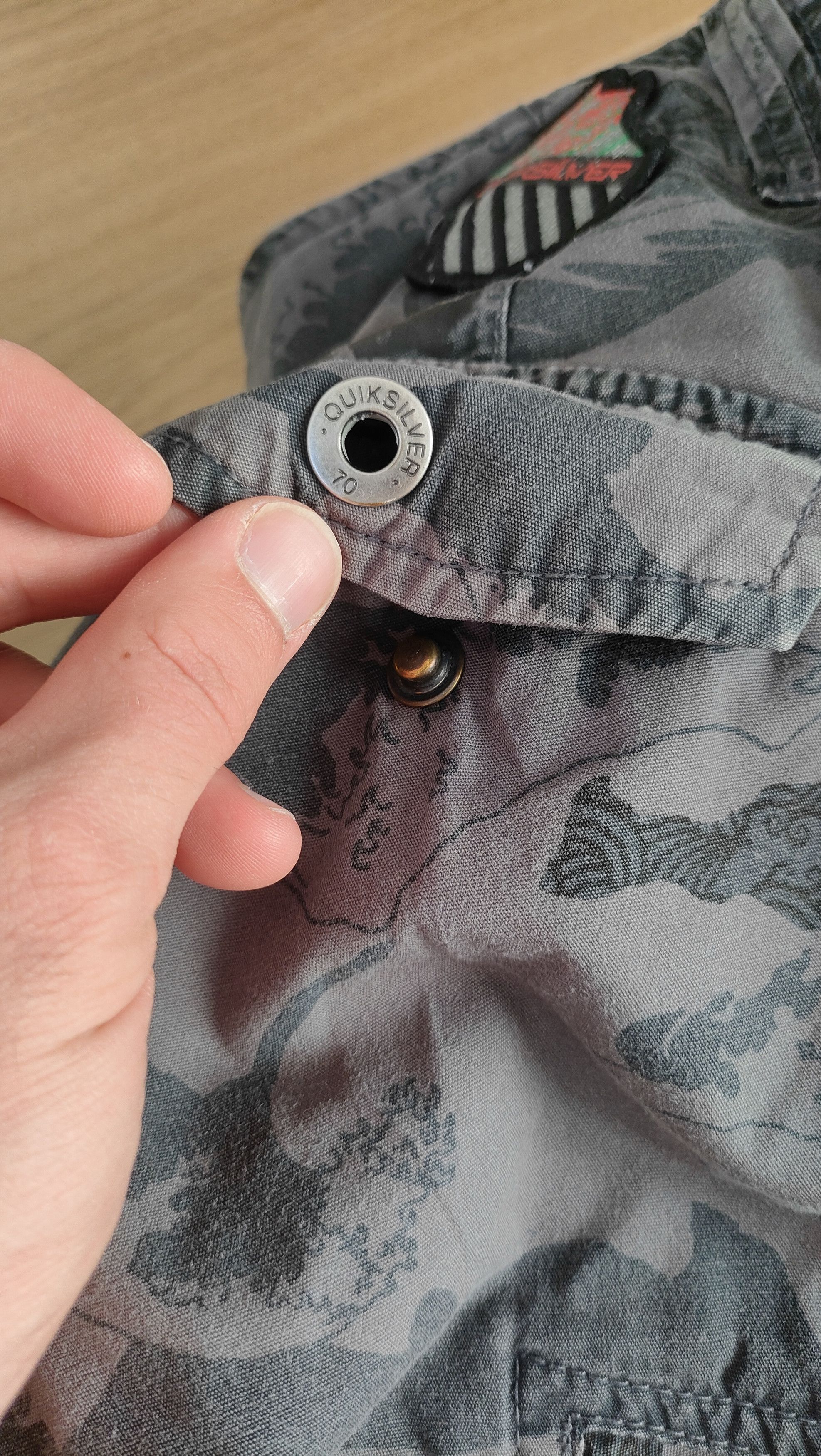 Maharishi 2000s Quiksilver x Maharishi 'Wave DPM' cargo shorts Size US 30 / EU 46 - 13 Thumbnail