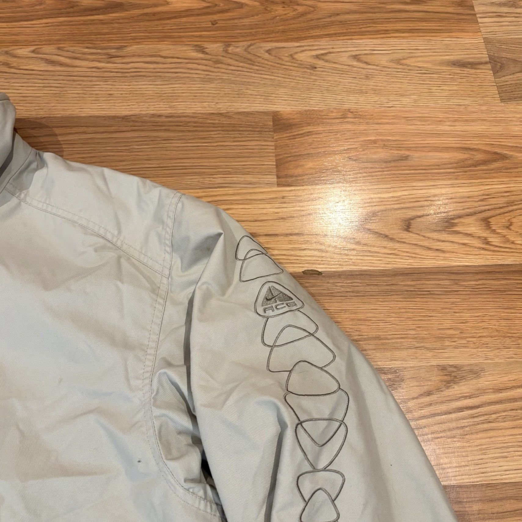 Nike ACG VINTAGE Nike ACG 3 Outer Layer Ski Jacket Reversible Beige Mens Size Large Size US L / EU 52-54 / 3 - 4 Thumbnail