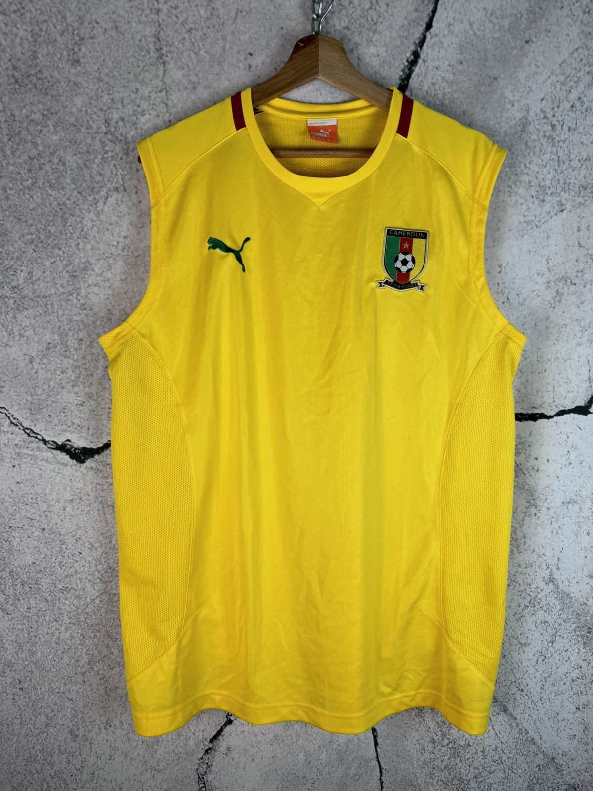 Puma Cameroon worldcup home sleevesless soccer football shirt Size US XL / EU 56 / 4 - 1 Thumbnail