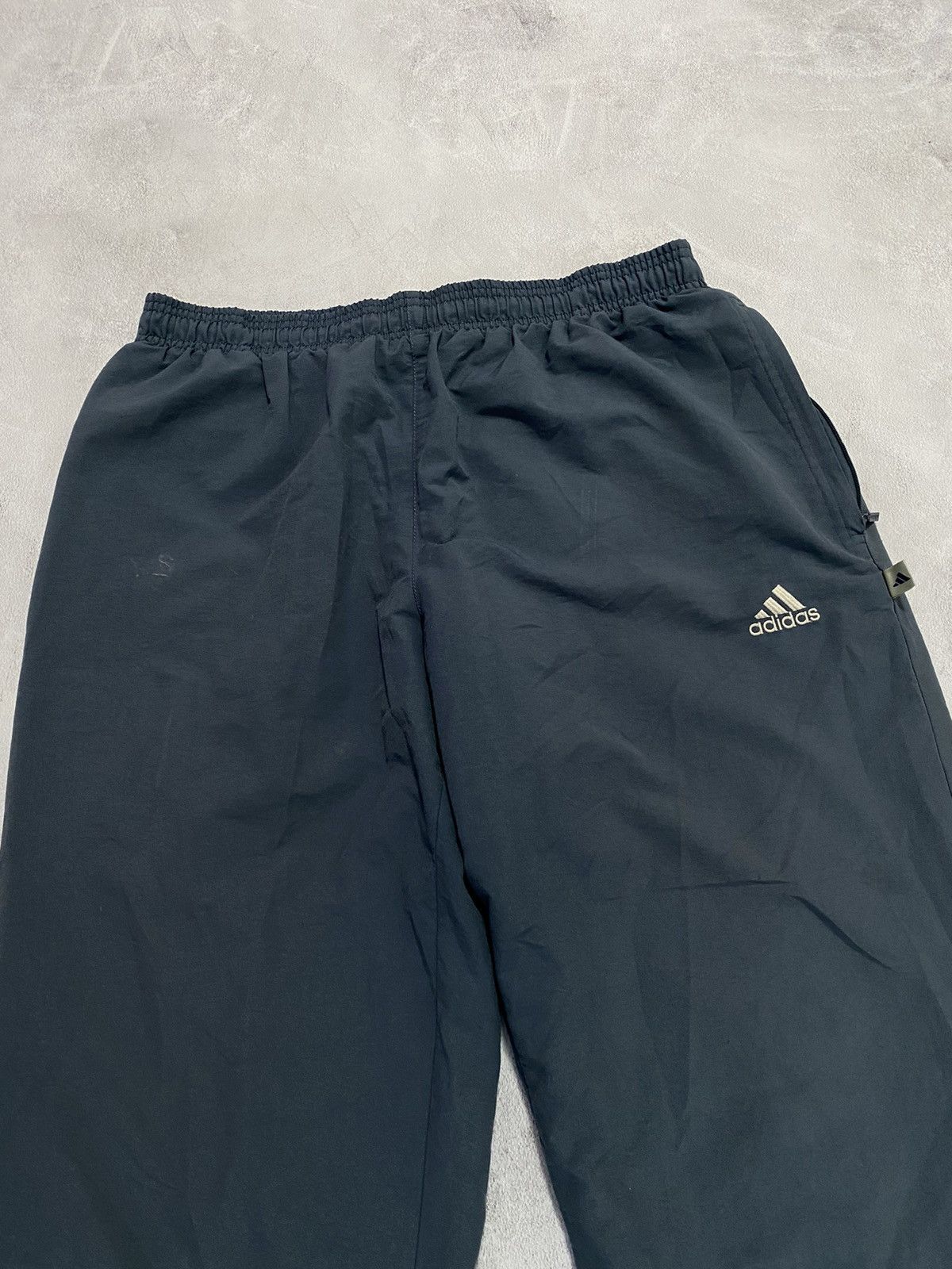 Adidas 🩵 Vintage Sweatpants Adidas Baggy Style Oversized Size US 34 / EU 50 - 2 Thumbnail