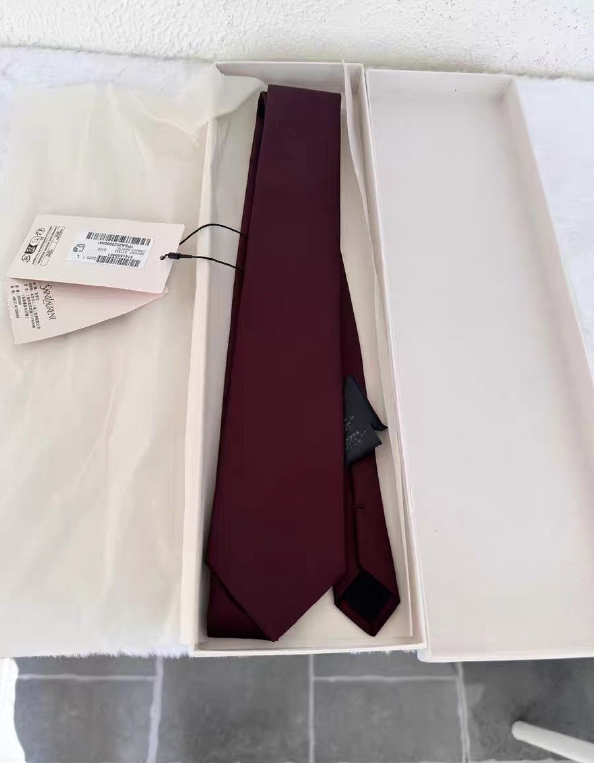 Yves Saint Laurent YSL 100% silk tie, burgundy, brand new J38 Size ONE SIZE - 1 Thumbnail