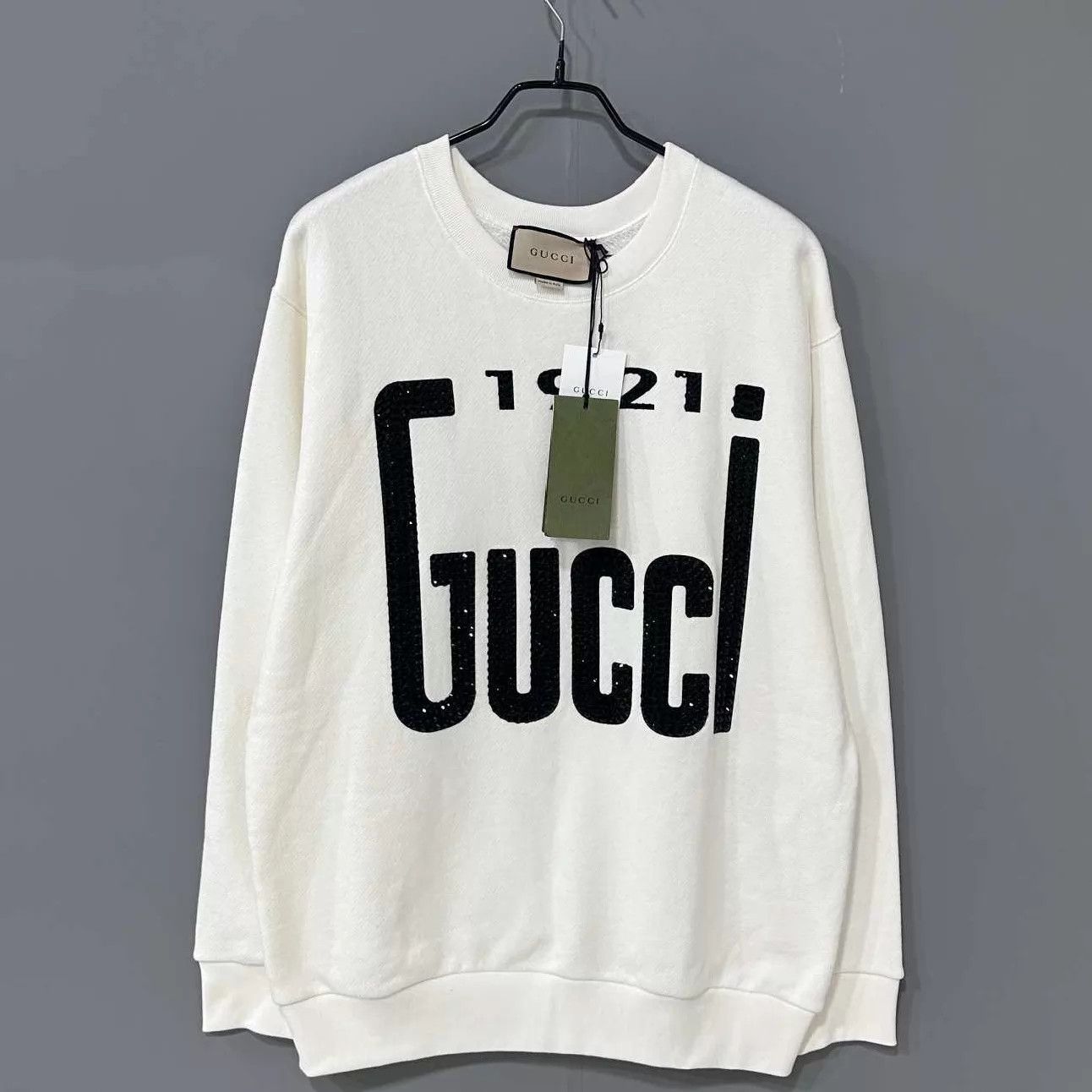 Gucci GUCCI sequin letter logo sweatshirt S Size US S / EU 44-46 / 1 - 1 Thumbnail