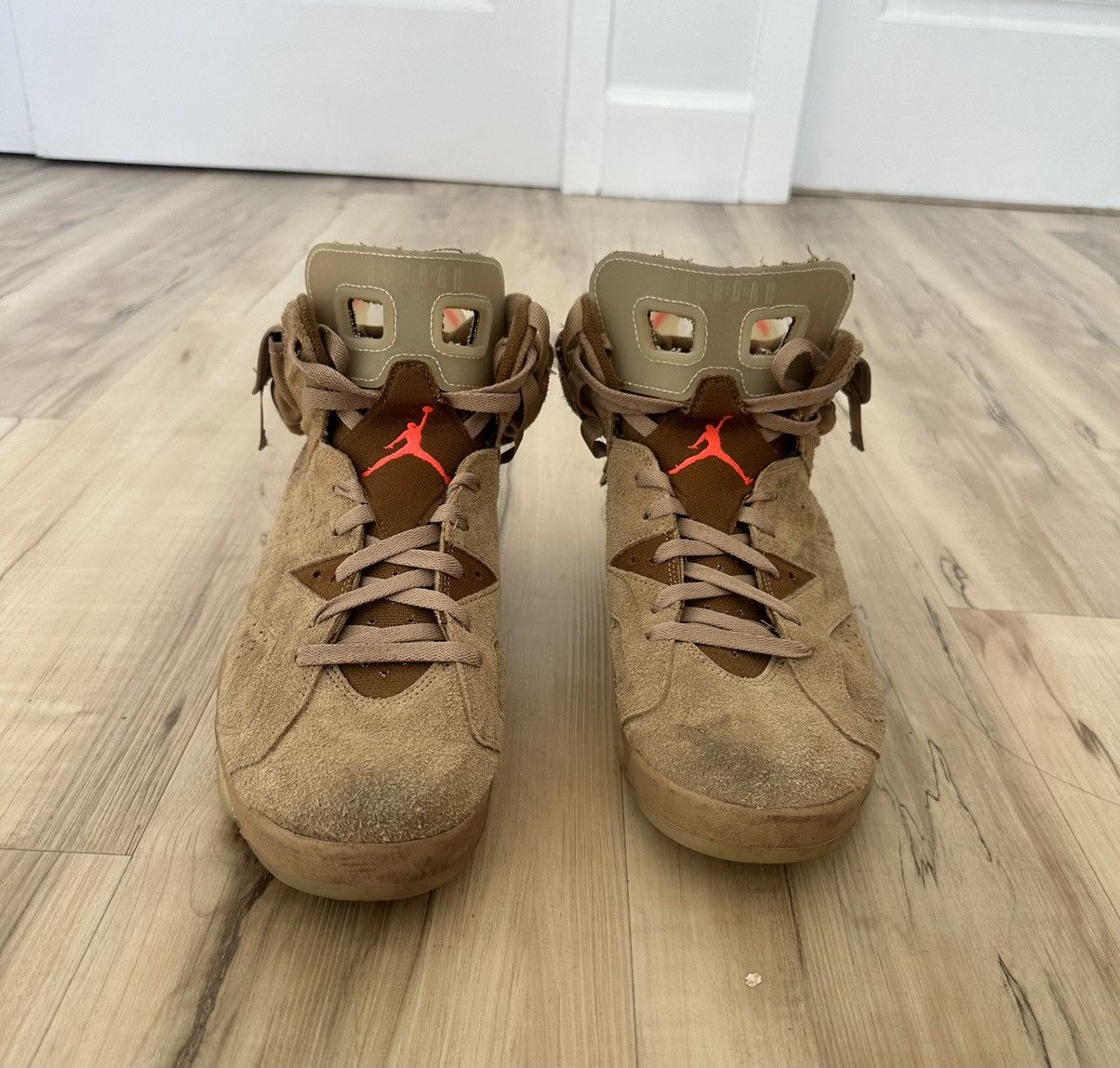 Jordan Brand × Travis Scott Travis Scott x Jordan 6 x Cactus Jack - Size 11 With Bag Size US 11 / EU 44 - 1 Thumbnail