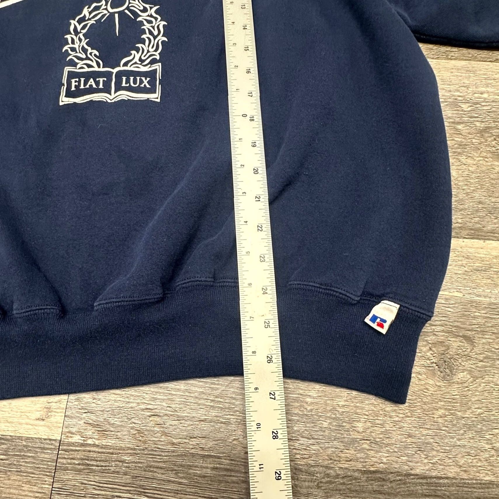 Russell Athletic VINTAGE Russell Athletic Lyceum University Wreath Graphic Sweatshirt Mens 2XL Blue Navy Pullover 50/50 Cotton Polyester Crewneck Size US XXL / EU 58 / 5 - 6 Thumbnail
