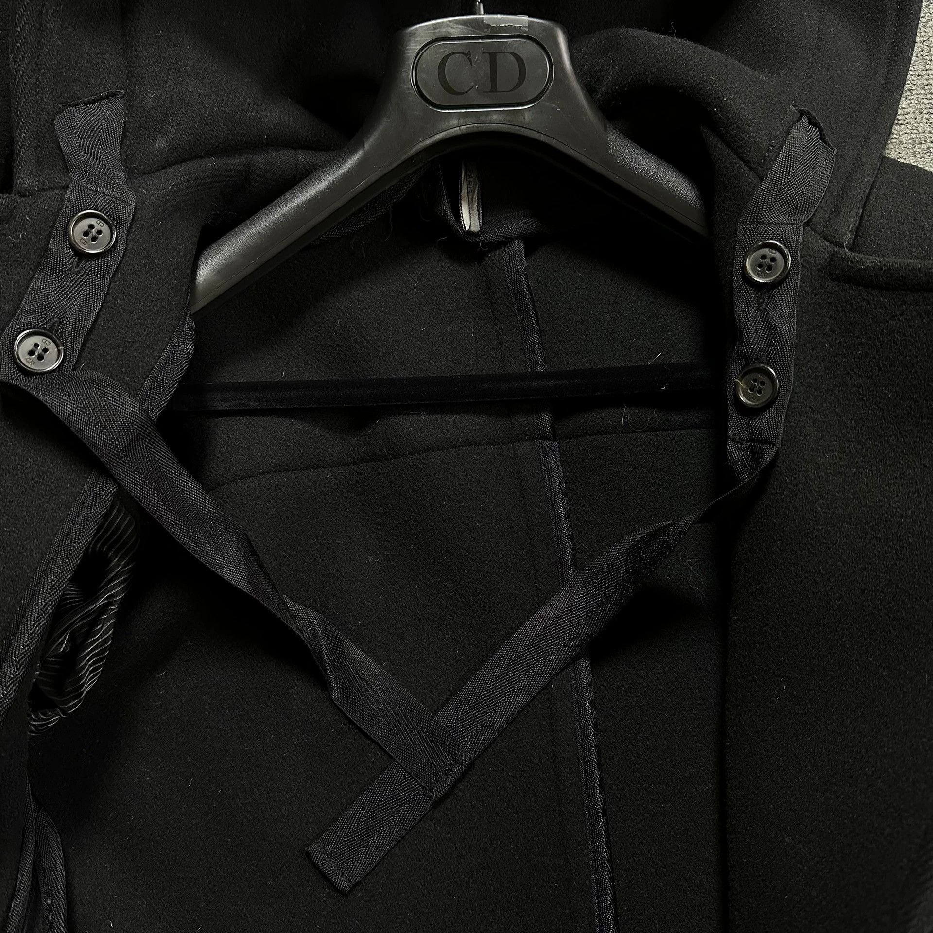 Dior dior homme black hooded coat with toggle closure Size US M / EU 48-50 / 2 - 3 Thumbnail