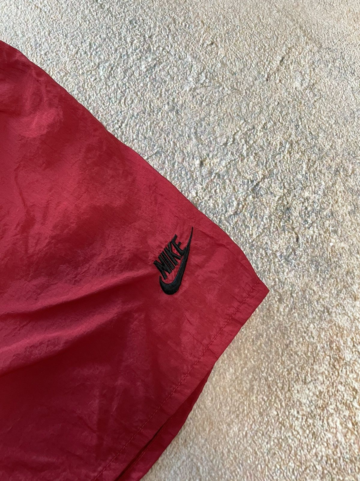 Nike Vintage Nike Big Logo Nylon Drill Shorts Size US 34 / EU 50 - 4 Thumbnail