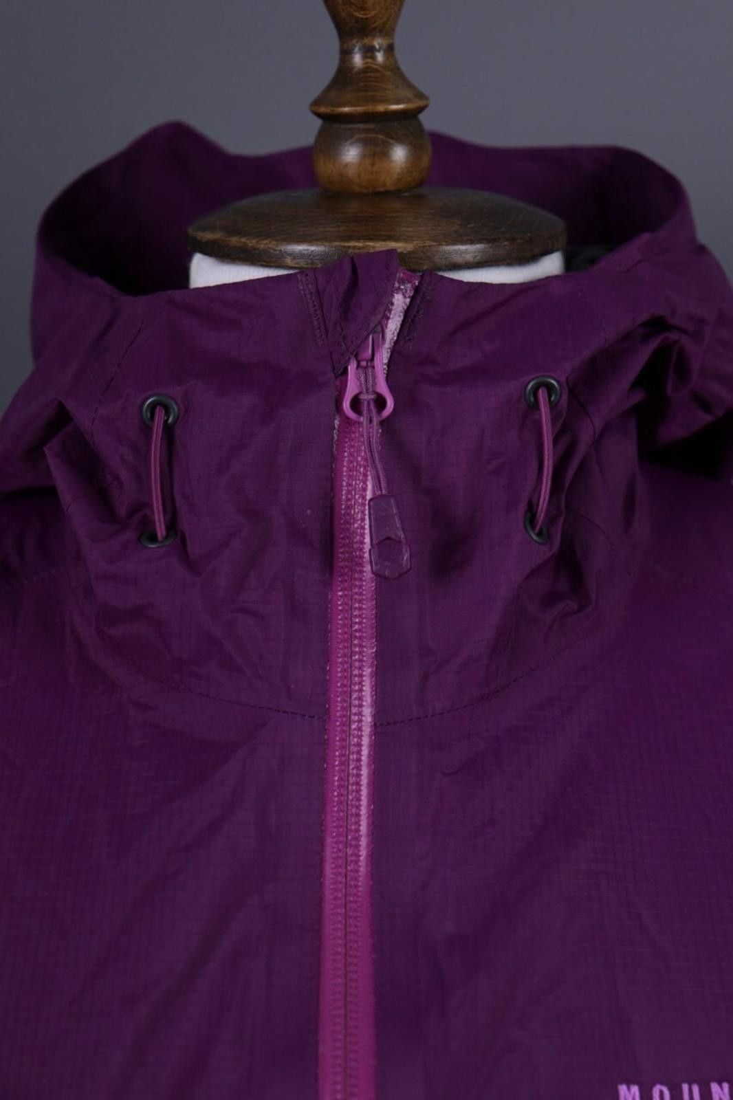 Mountain Hardwear Mountain Hardwear Purple Hooded Windbreaker Jacket Size S Size S / US 4 / IT 40 - 7 Thumbnail