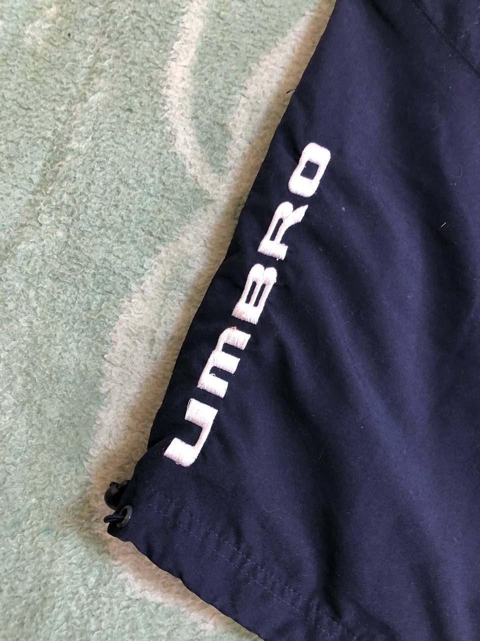 Umbro Vintage Nike Track shorts Mens Blue nylon Wide Leg Baggy Size US 34 / EU 50 - 7 Thumbnail