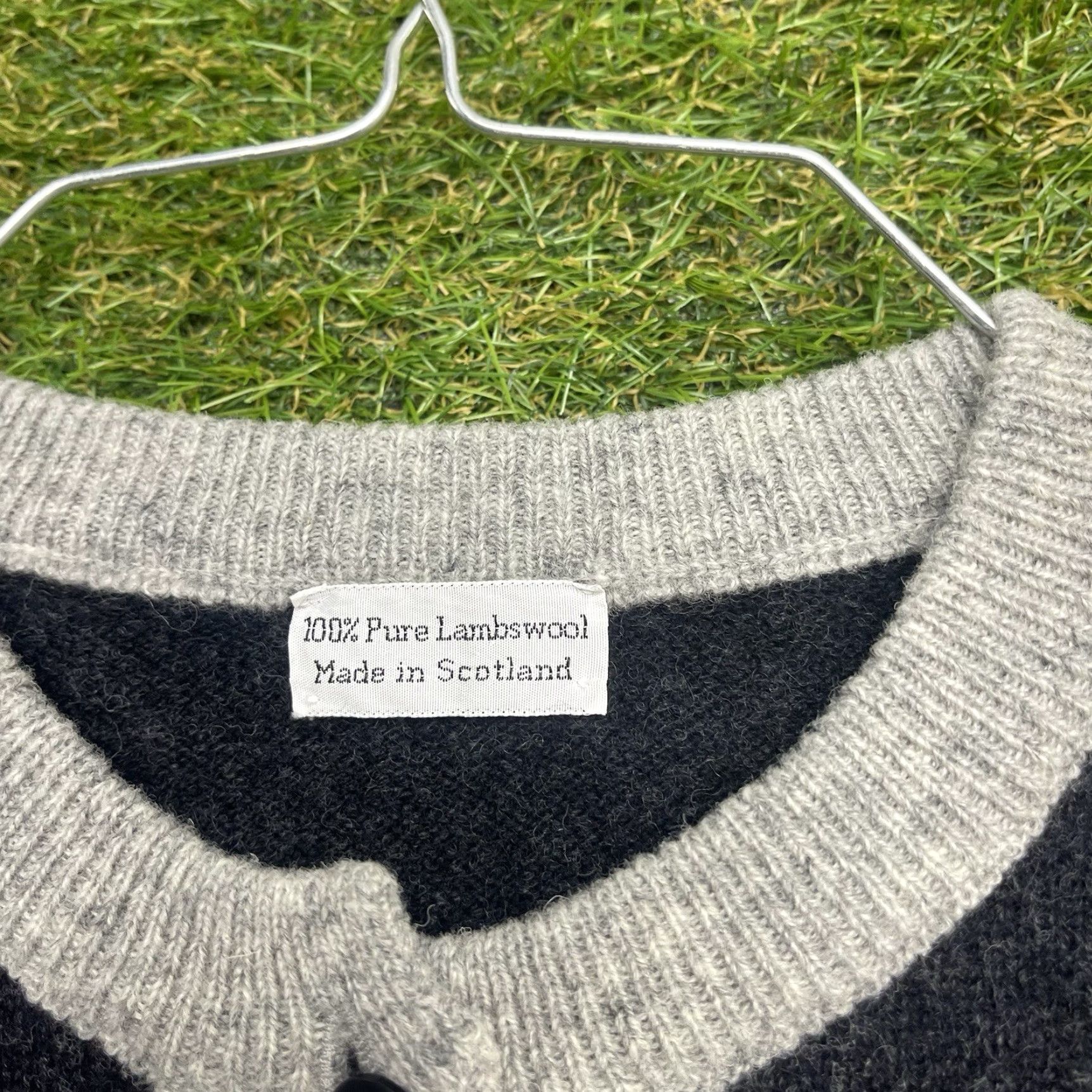 Pringle Of Scotland VINTAGE Pringle of Scotland Cardigan Sweater Womens M Gray 100% Wool 90s 80s Knit Solid Button Size M / US 6-8 / IT 42-44 - 4 Thumbnail