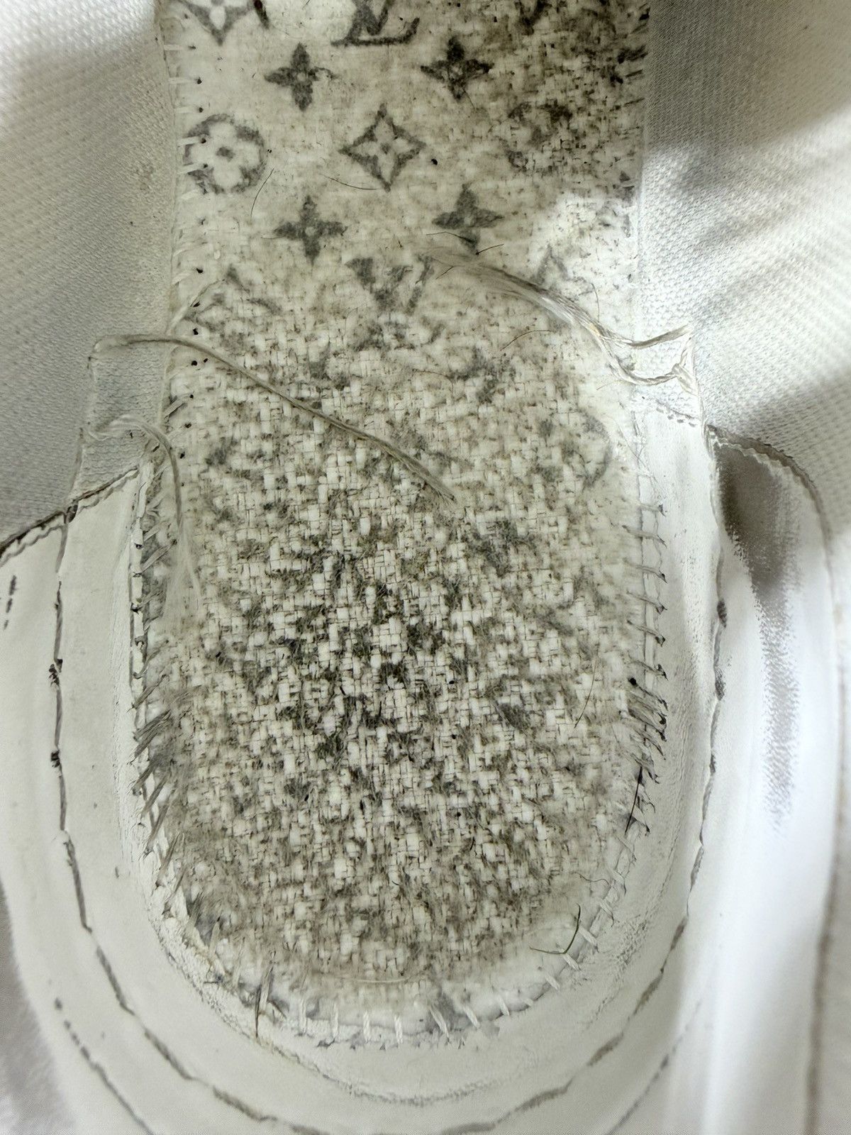 Louis Vuitton Louis Vuitton Trainers Size 9US Size US 9 / EU 42 - 14 Thumbnail