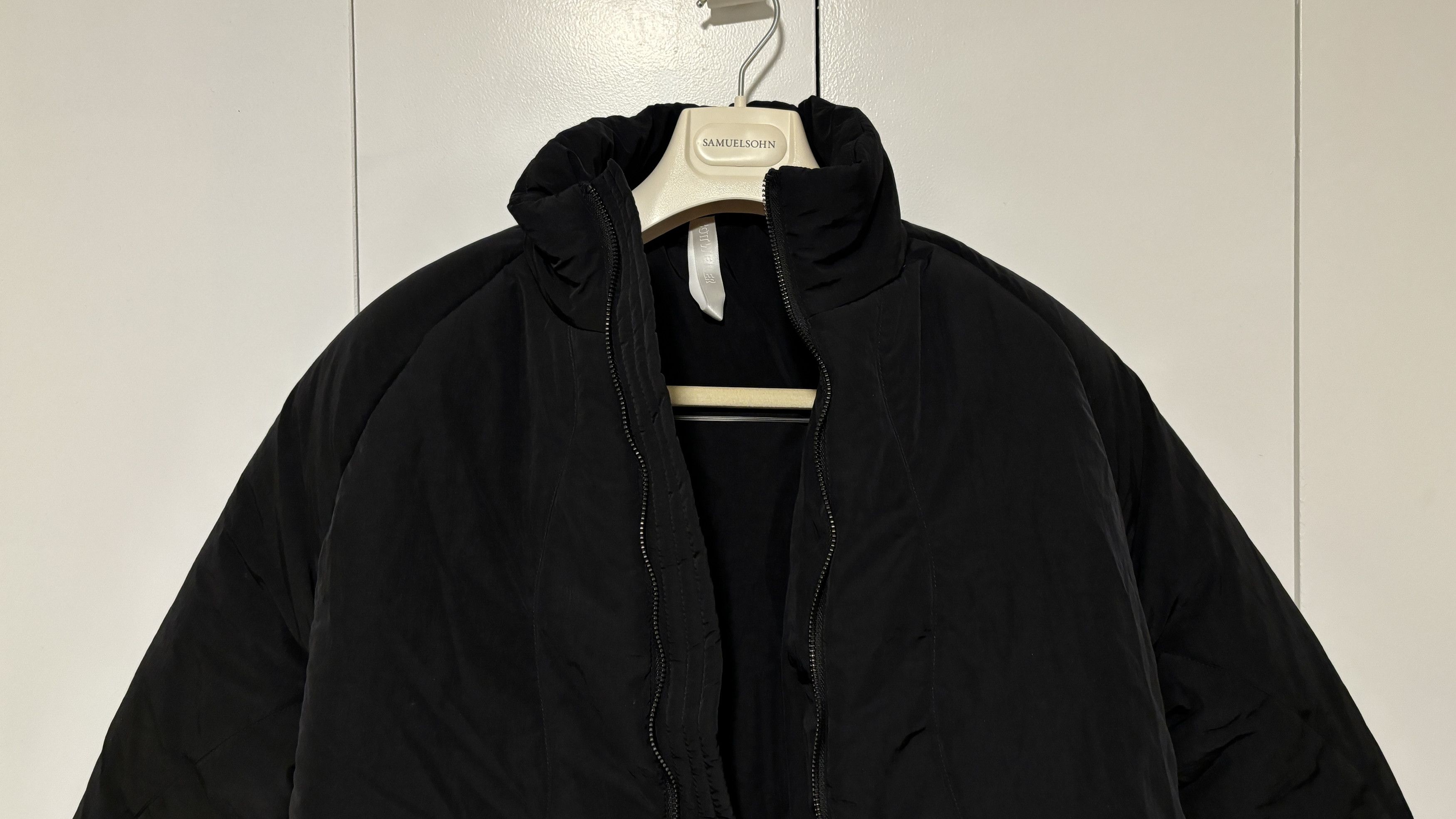 Cottweiler USD$850 BNWT Erosion Puffa Black Bomber Jacket M-L Size US M / EU 48-50 / 2 - 6 Thumbnail