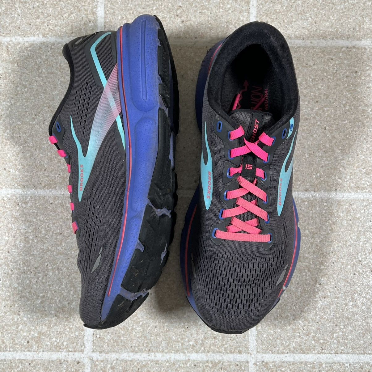 Brooks Brooks Ghost 15 Womens 8 Gray Pink Running Sneakers Size US 8 / IT 38 - 4 Thumbnail