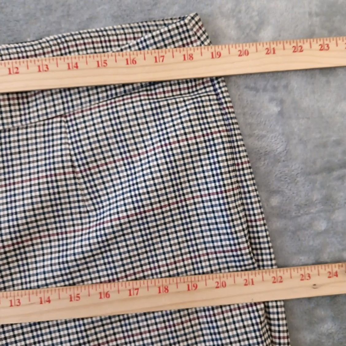 Vintage Briggs Womens Petite Pants Beige Plaid Pull On Stretch Ankle Size XLP 38x25 Size 40" / US 18 - 2 Thumbnail