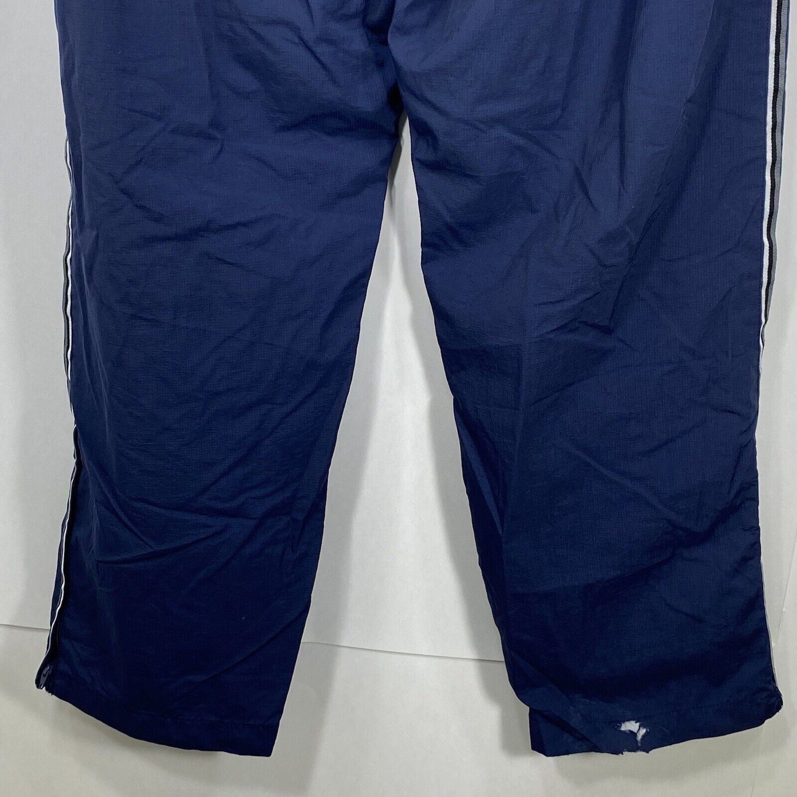 Reebok Vintage Reebok Medium Windbreaker Blue Track Pants Pants Size US 32 / EU 48 - 8 Thumbnail