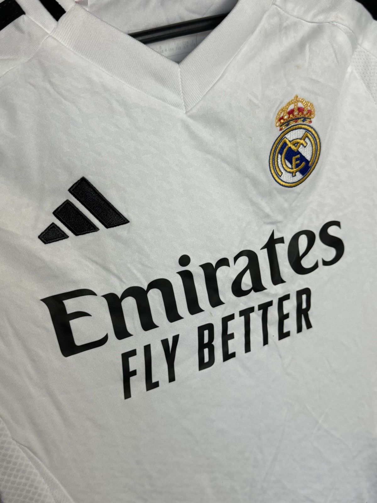 Adidas KIDS New Real Madrid 24/25 Home Mbappe Football Jersey Size US XS / EU 42 / 0 - 4 Thumbnail