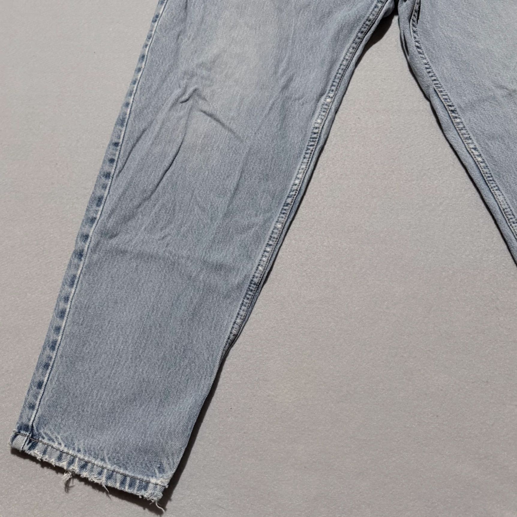 Levi's Levi's 560 Jeans Men Blue Denim Loose Fit Straight Zip Fly 36x30 Regular Inseam 28in Distressed Size US 36 / EU 52 - 5 Thumbnail