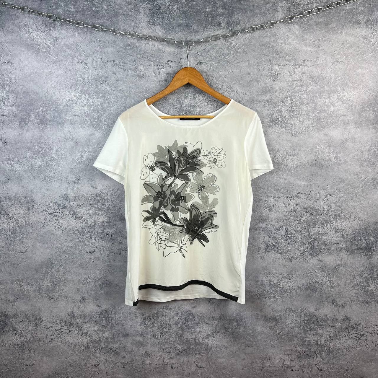 Vintage Weekend Max Mara Vintage Tee Size L / US 10 / IT 46 - 1 Thumbnail