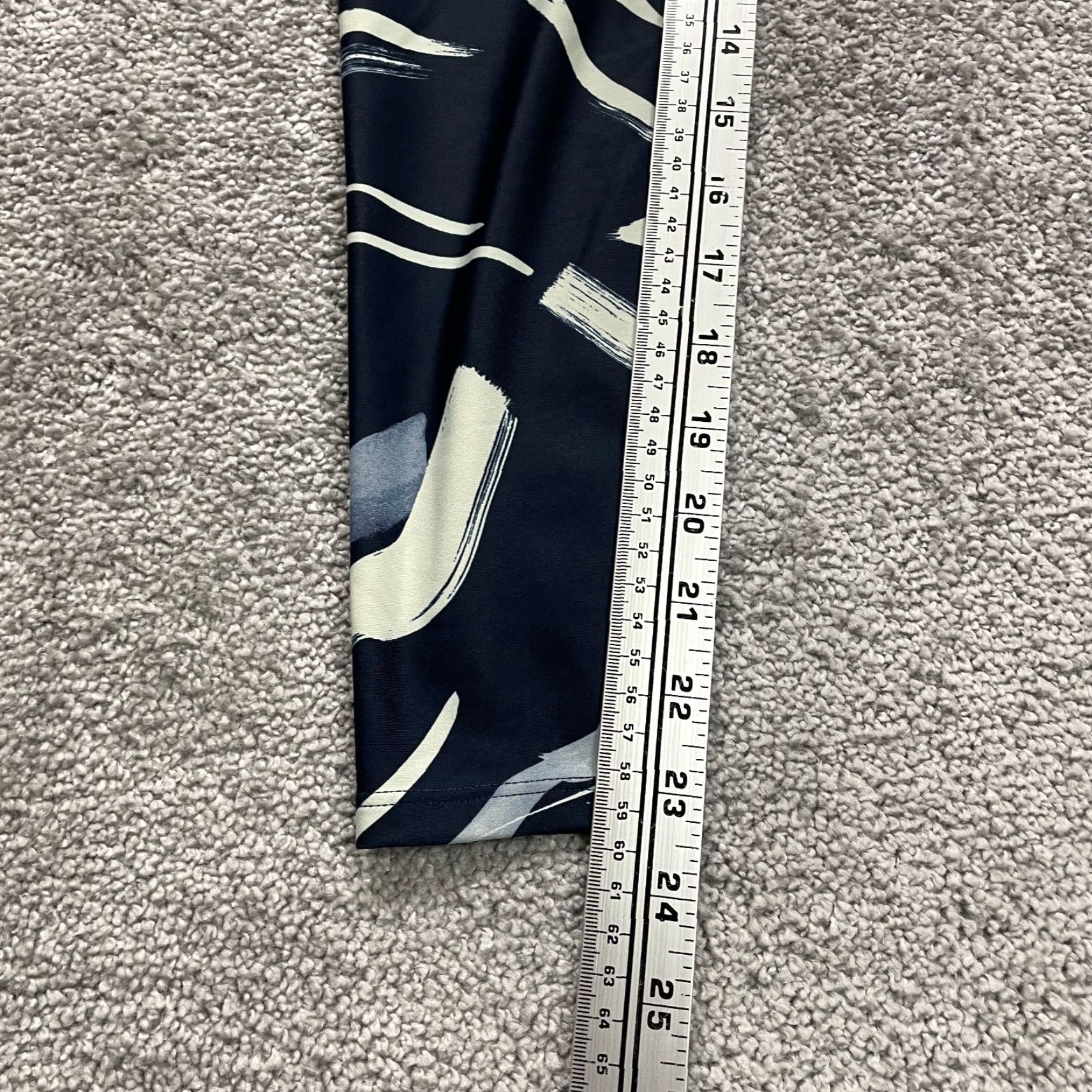 Vintage VINTAGE? (No) Sage Compression Active Leggings Womens XS Multi Geometric Athletic Gym 20x23 Size 26" / US 2 / IT 38 - 6 Thumbnail