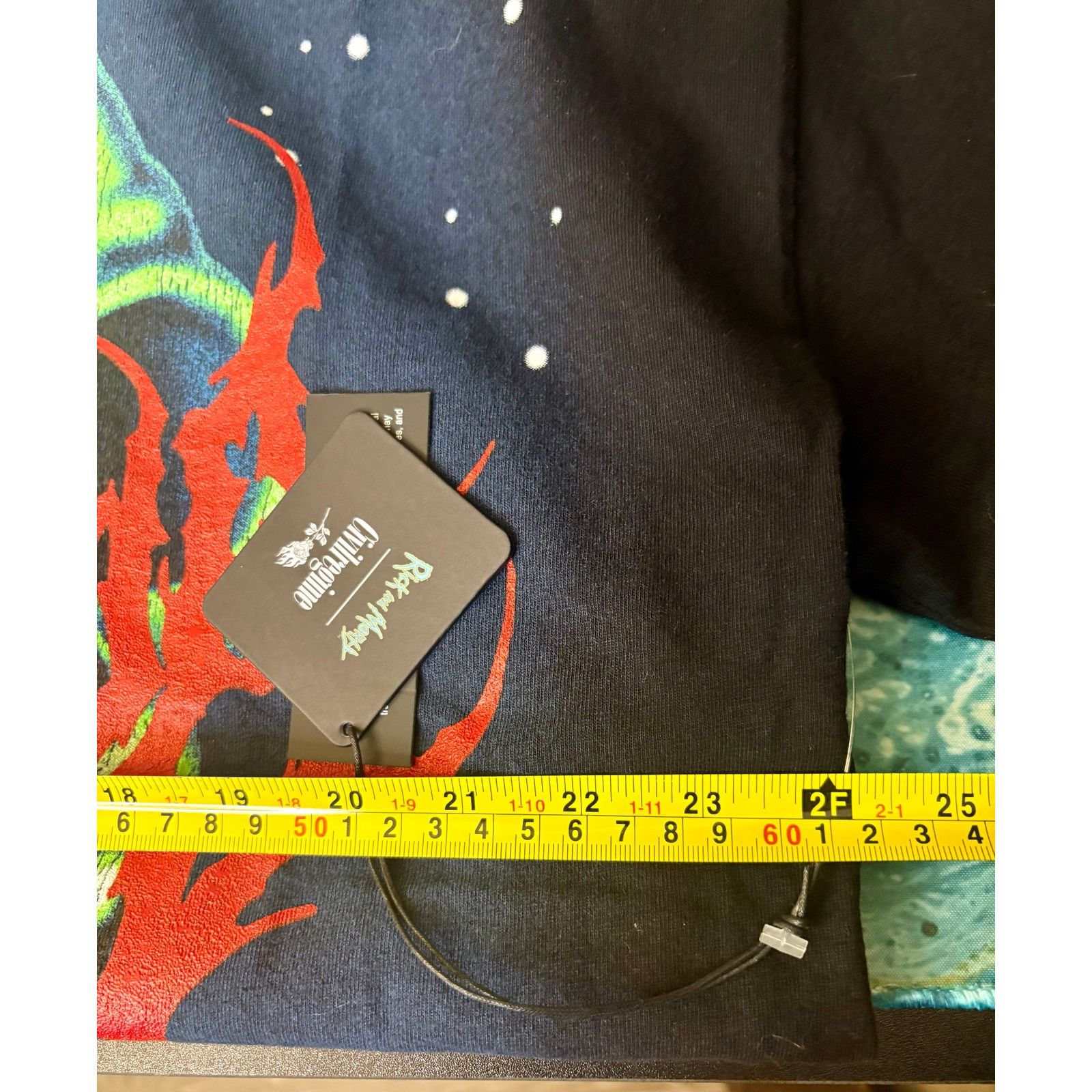 Civil Regime NWT Sz. L - Mens Civil Regime Rick & Morty Tee & Bonus Soxs! Size US L / EU 52-54 / 3 - 8 Thumbnail