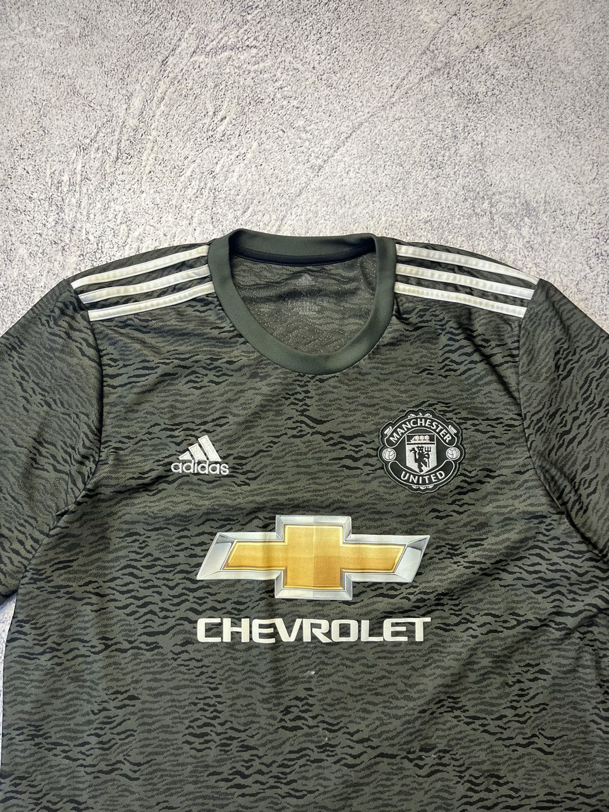 Adidas MANCHESTER UNITED 2020 2021 AWAY FOOTBALL SOCCER JERSEY Size US XL / EU 56 / 4 - 9 Thumbnail