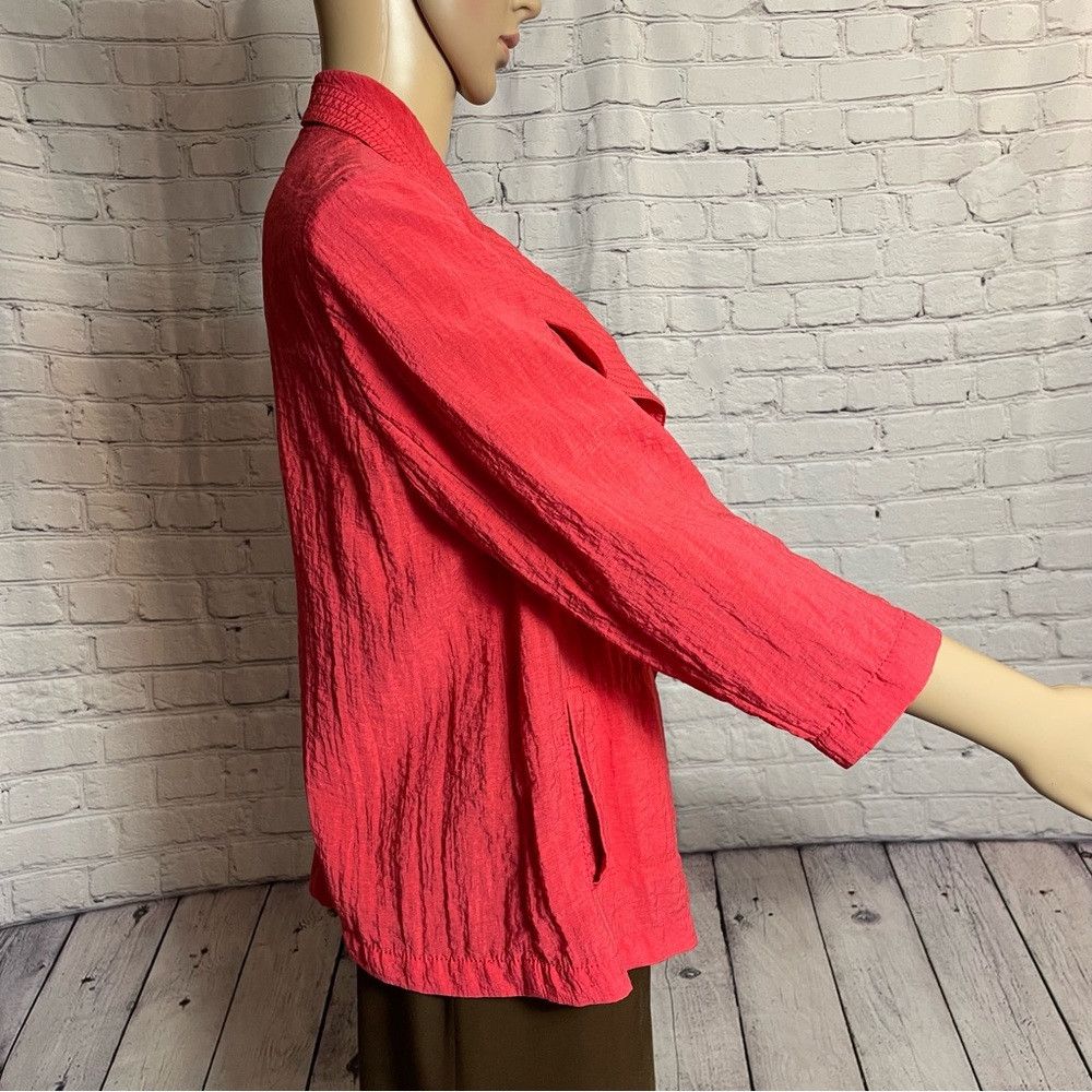 Chicos Chico's Breezy Sheen Drape-Front Red Jacket Size 0 US S Size S / US 4 / IT 40 - 4 Thumbnail