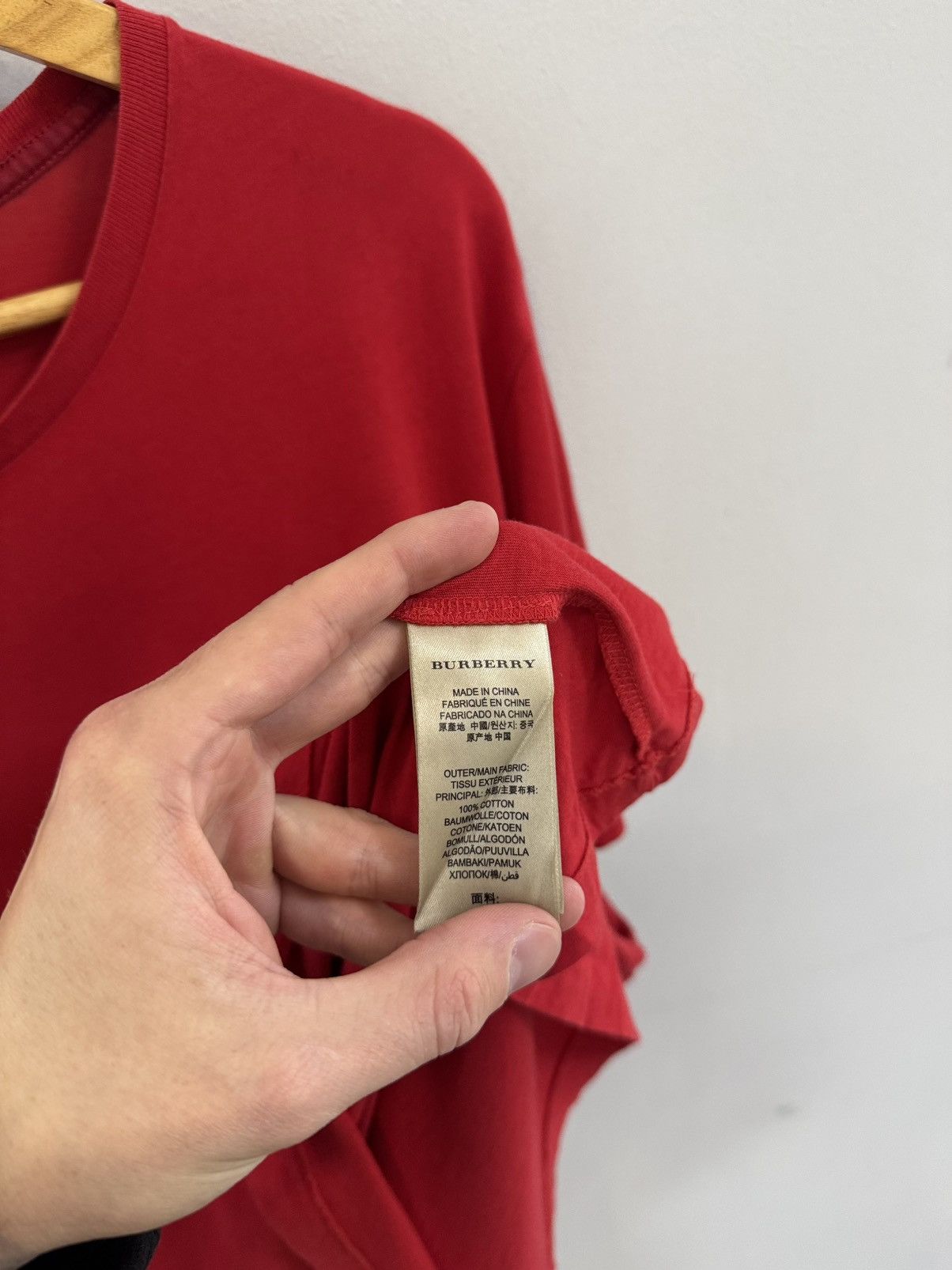 Burberry Burberry Brit Red Tee Shirt Size US XL / EU 56 / 4 - 5 Thumbnail