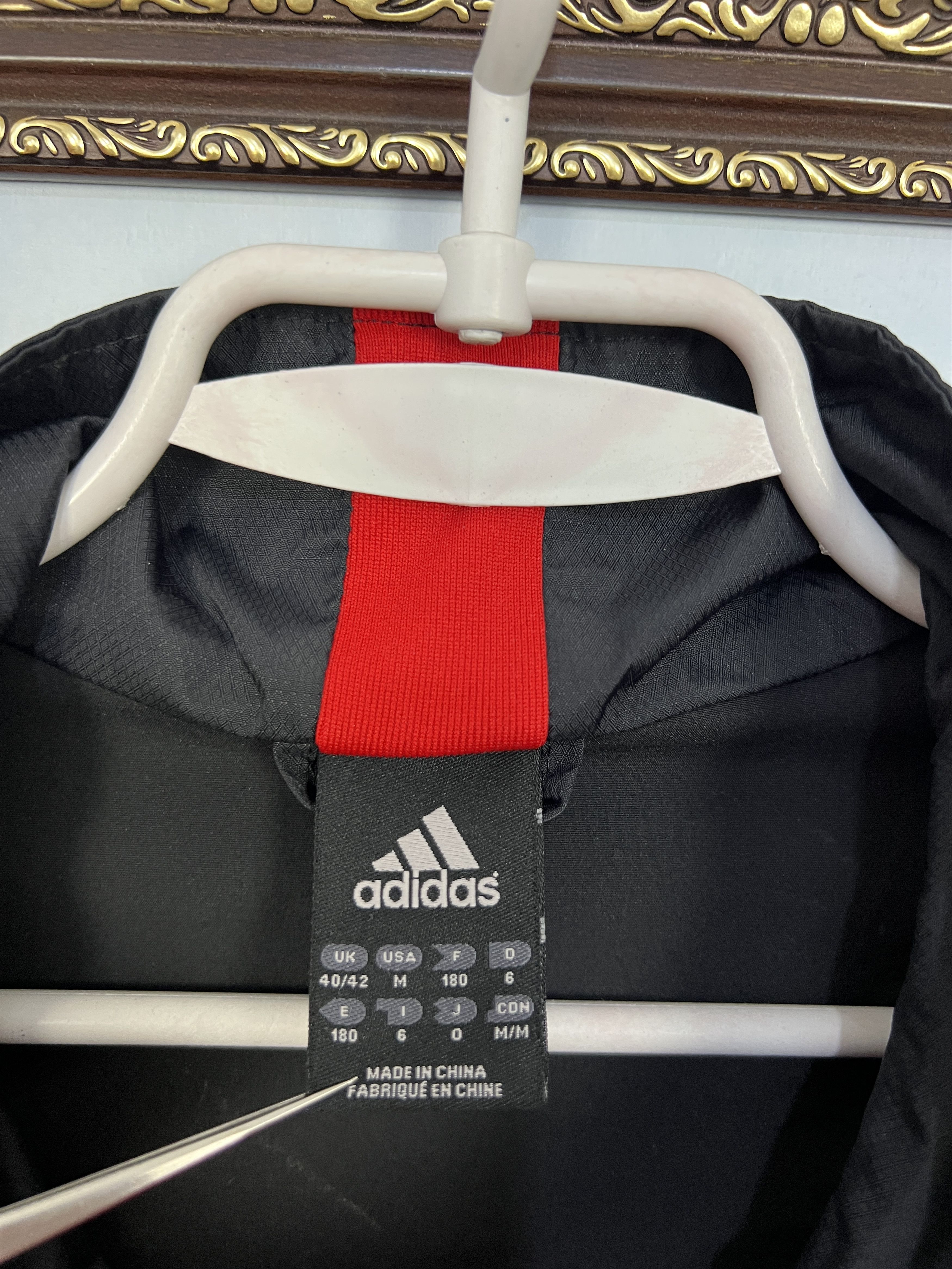 Adidas Vintage Adidas Liverpool Football Train Black Jacket Soccer Size US M / EU 48-50 / 2 - 10 Thumbnail