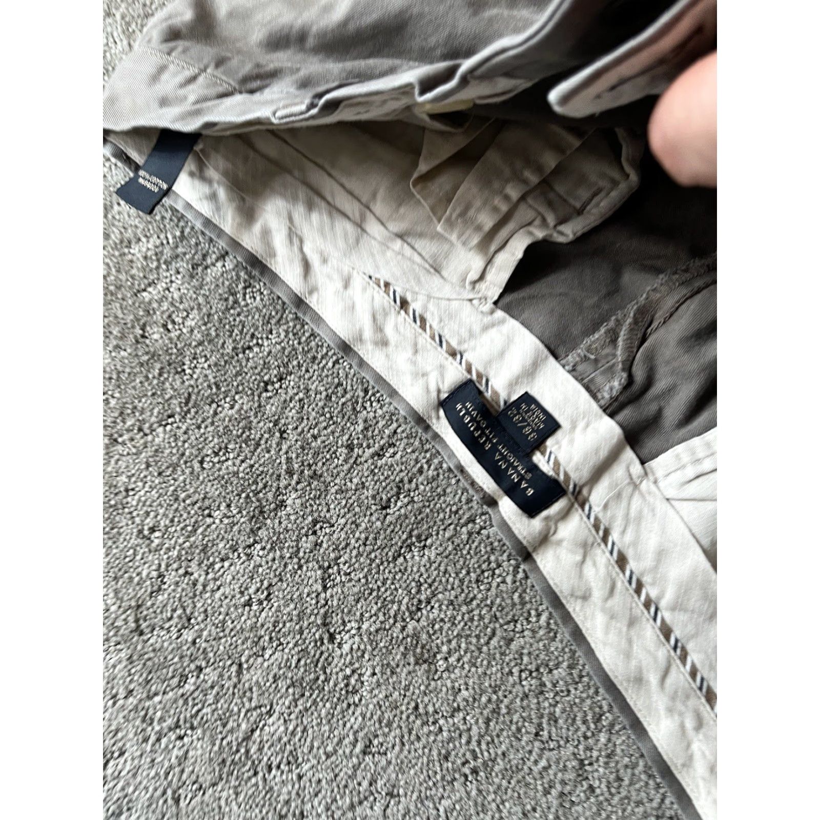 Banana Republic Banana Republic Mens Straight Fit Gavin Chino Pants 36x32 Gray Distressed Size US 36 / EU 52 - 5 Thumbnail