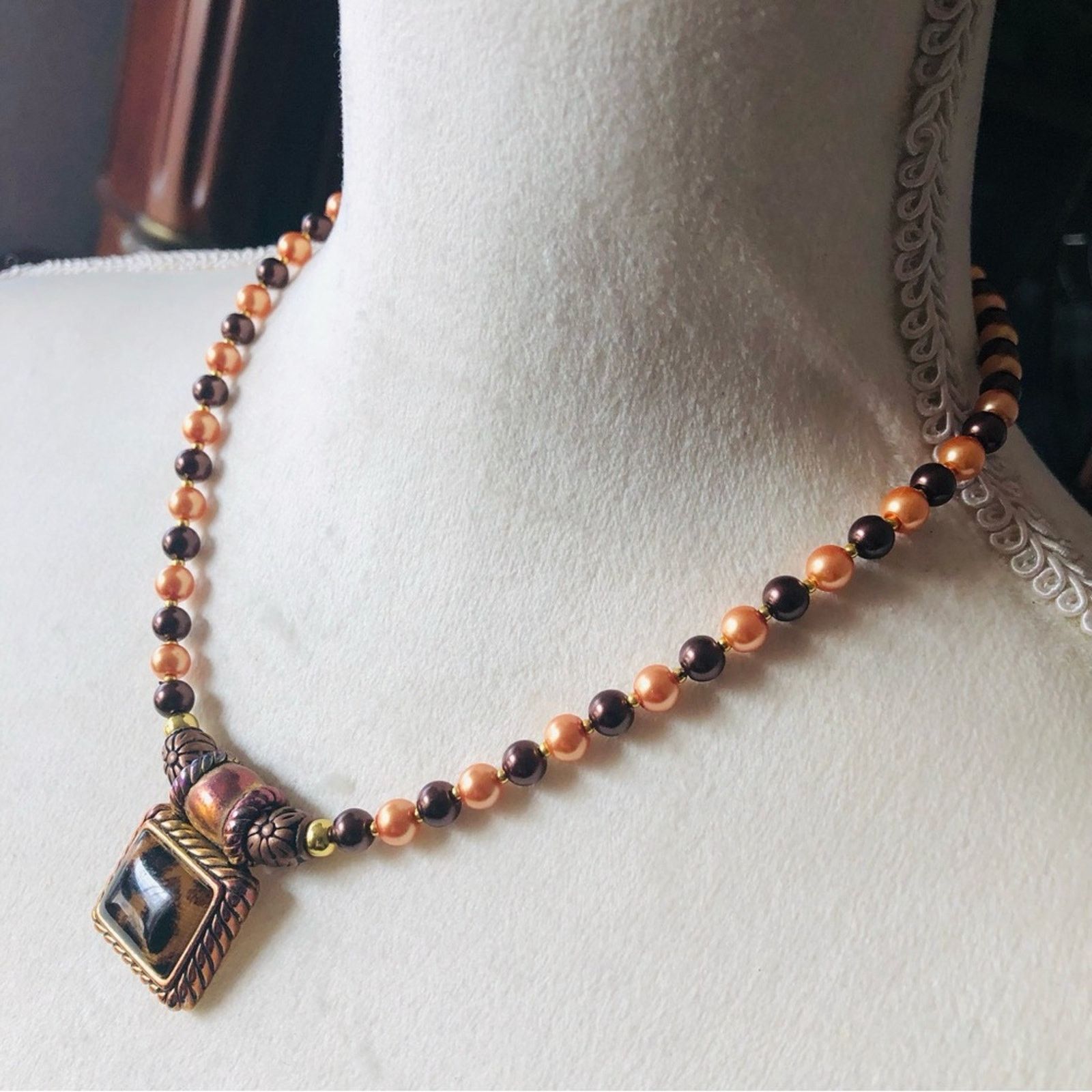 Handmade Handcrafted repurpose dome animal print glass Pearl necklace Size ONE SIZE - 4 Thumbnail