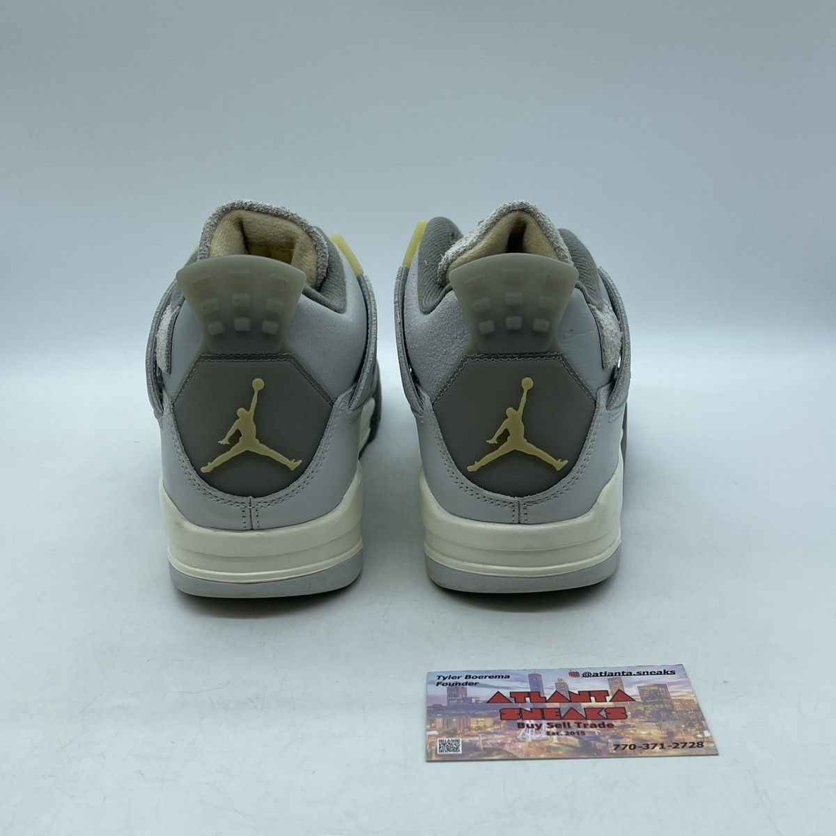 Jordan Brand Air Jordan 4 craft photon dust Size US 7.5 / EU 40-41 - 3 Thumbnail