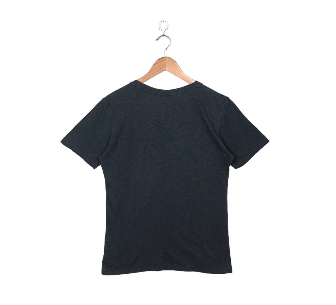 Undercover Undercover Jun Takashi X Uniqlo UU Abstract Tee Tshirt Size US M / EU 48-50 / 2 - 2 Thumbnail