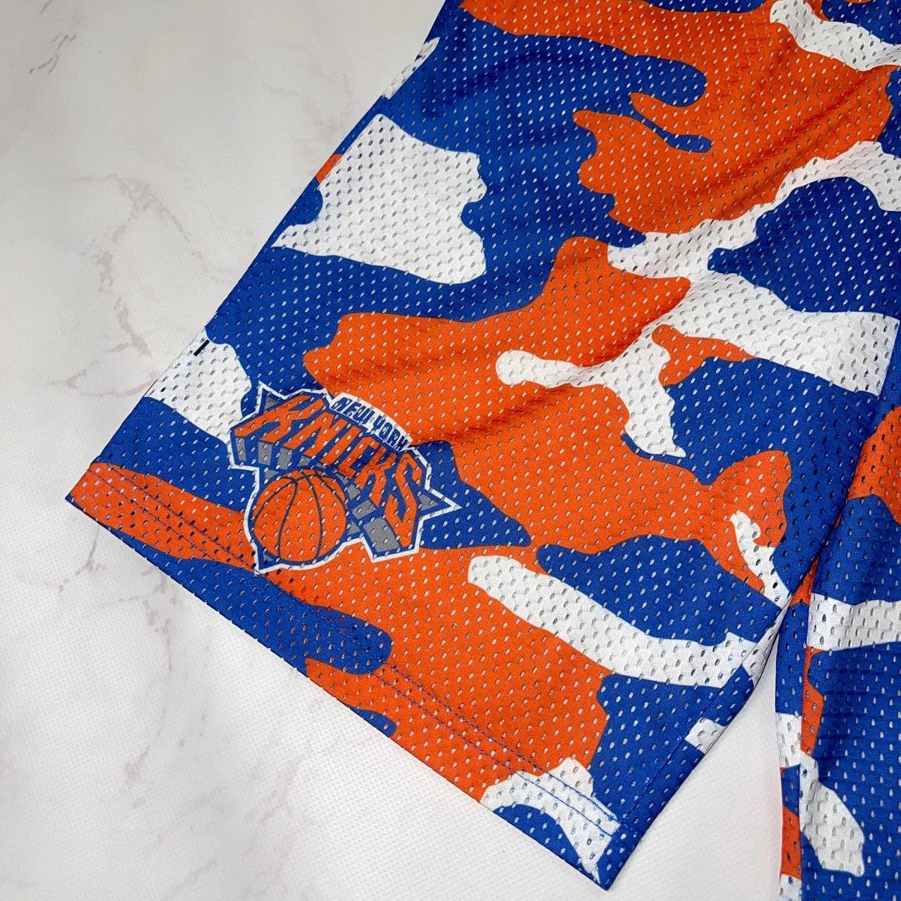 Adidas New York Knicks basketball Shorts Adidas NBA Sz S Size US 28 / EU 44 - 8 Thumbnail