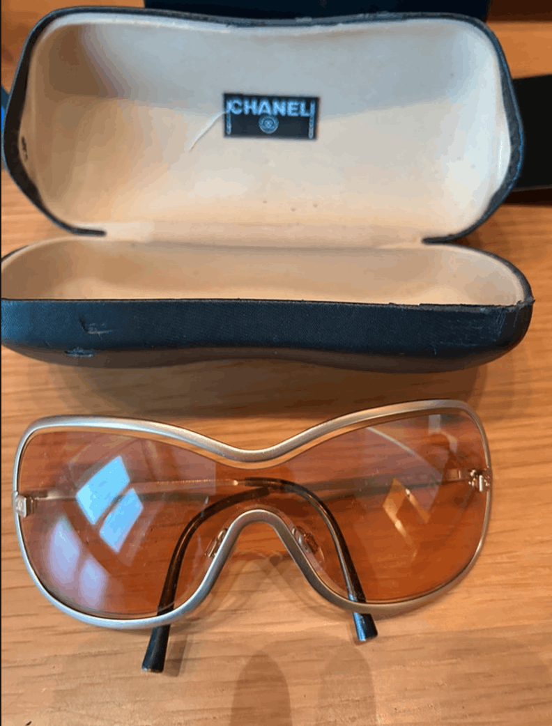 Chanel Chanel Sunglasses 4031 Rhinestone Logo Rimless 4017Vintage Size ONE SIZE - 1 Thumbnail