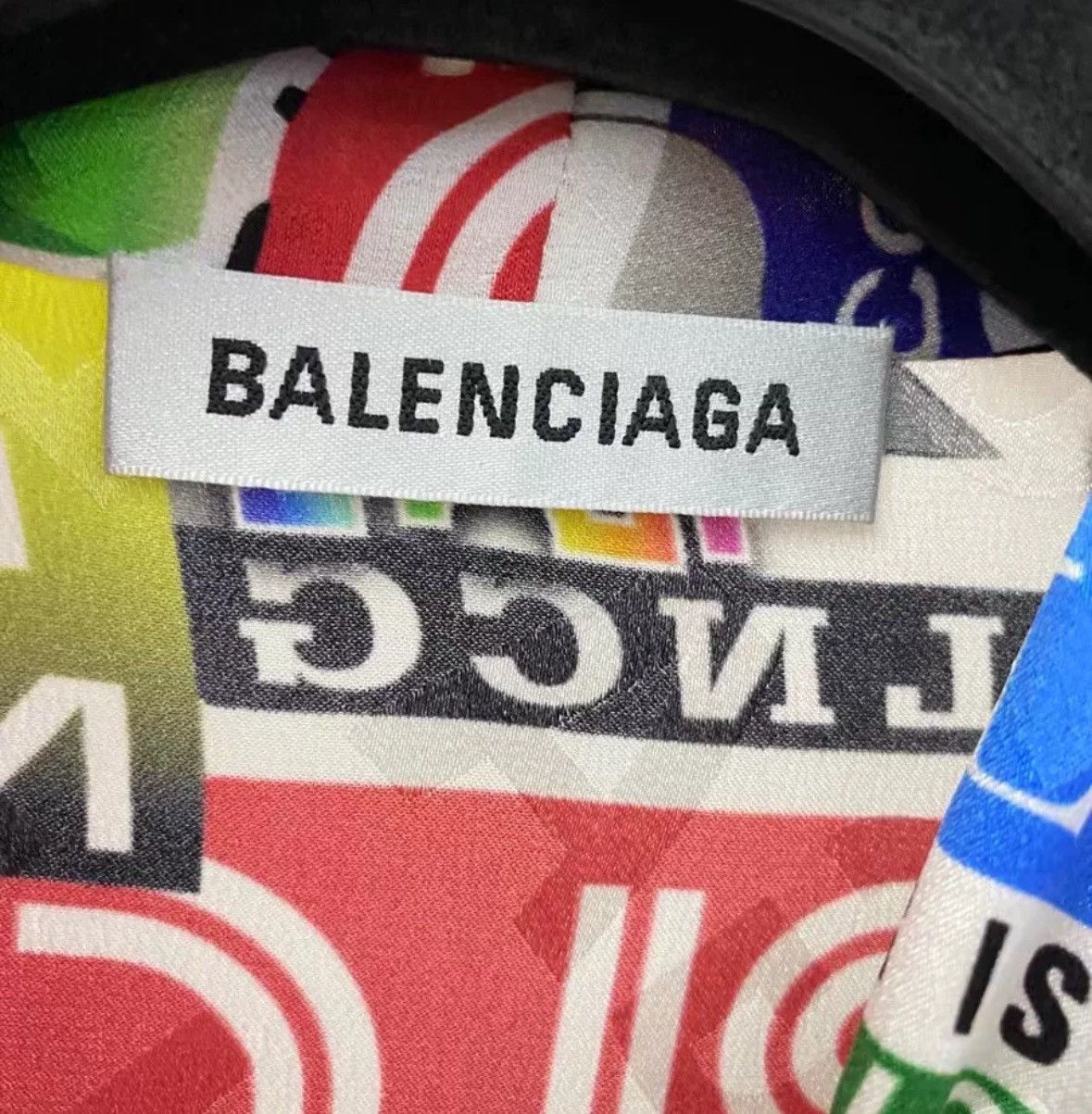 Balenciaga Balenciaga silk shirt2412-Nextarrow Size US S / EU 44-46 / 1 - 3 Thumbnail