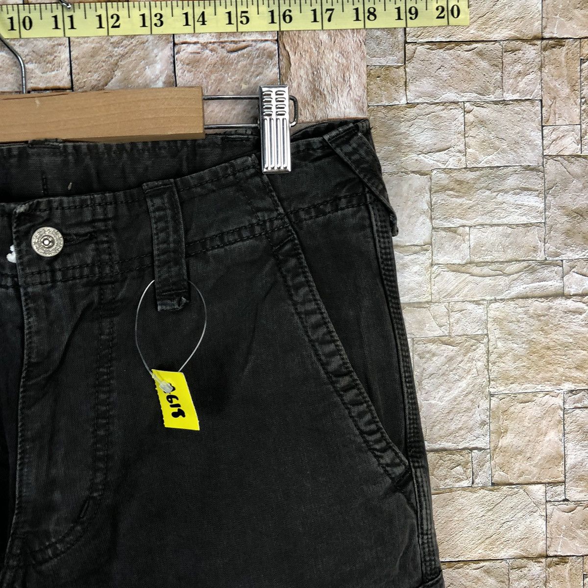Japanese Brand Uniqlo Black japan utility Cargo Multipocket Pants #A618 Size US 29 - 9 Thumbnail